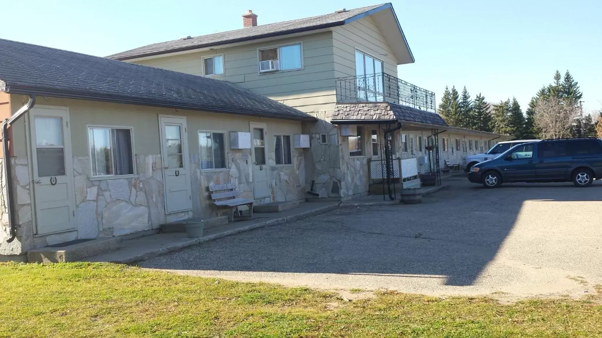 Facade/entrance, Property Building in New Country Motel