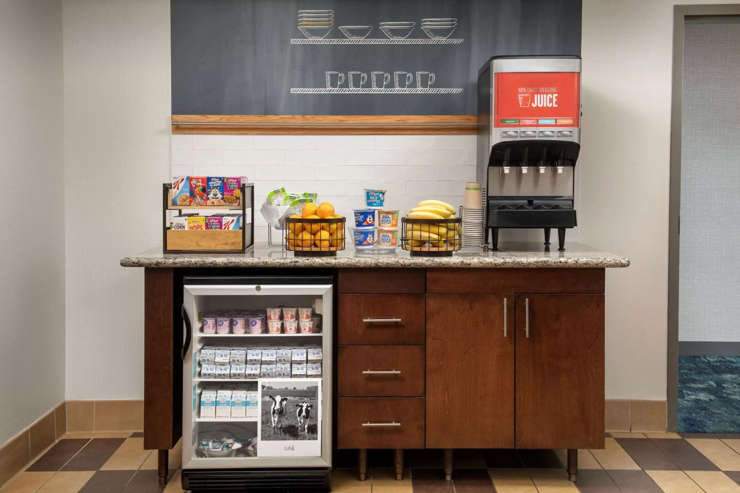 Breakfast in Hampton Inn & Suites Holly Springs