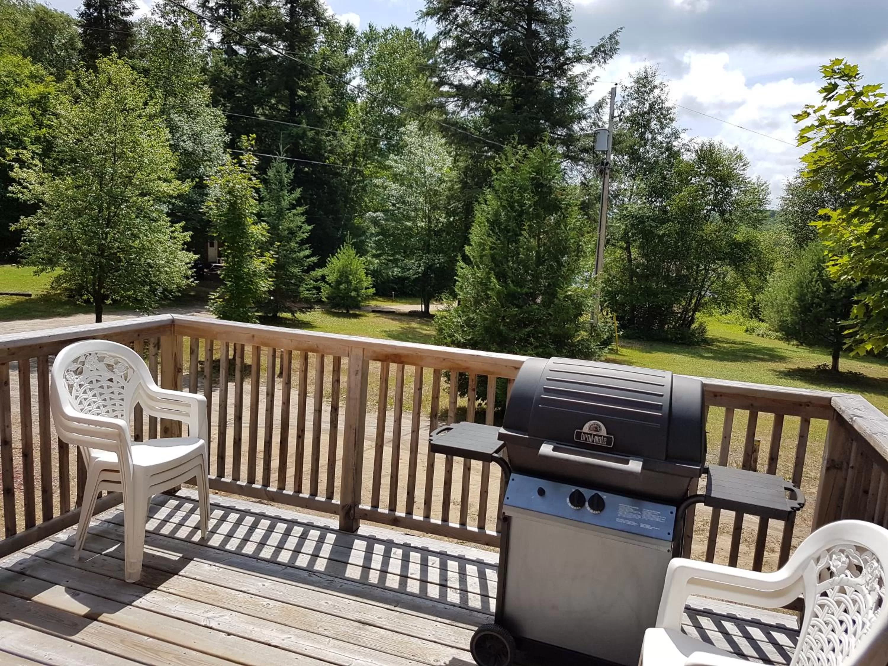 Parkway Cottage Resort and Trading Post