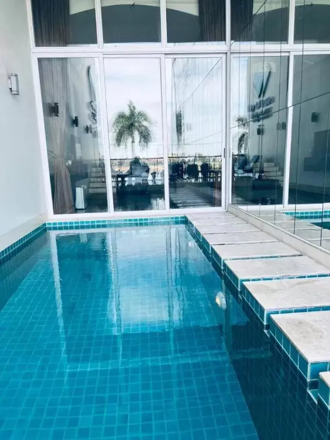 Swimming Pool in Blue Crystal boutique Hotel