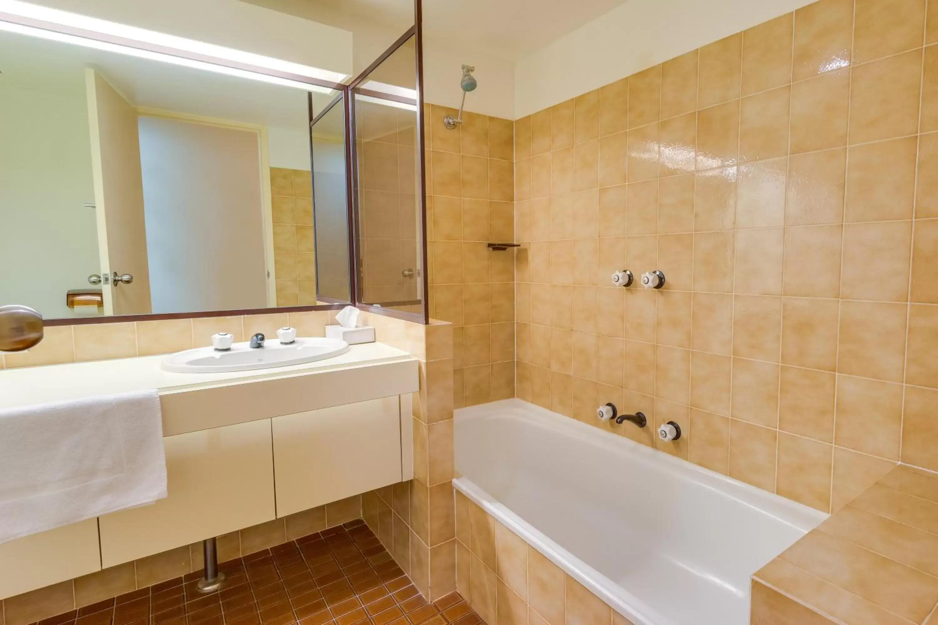 Bathroom in Pacific Towers Beach Resort