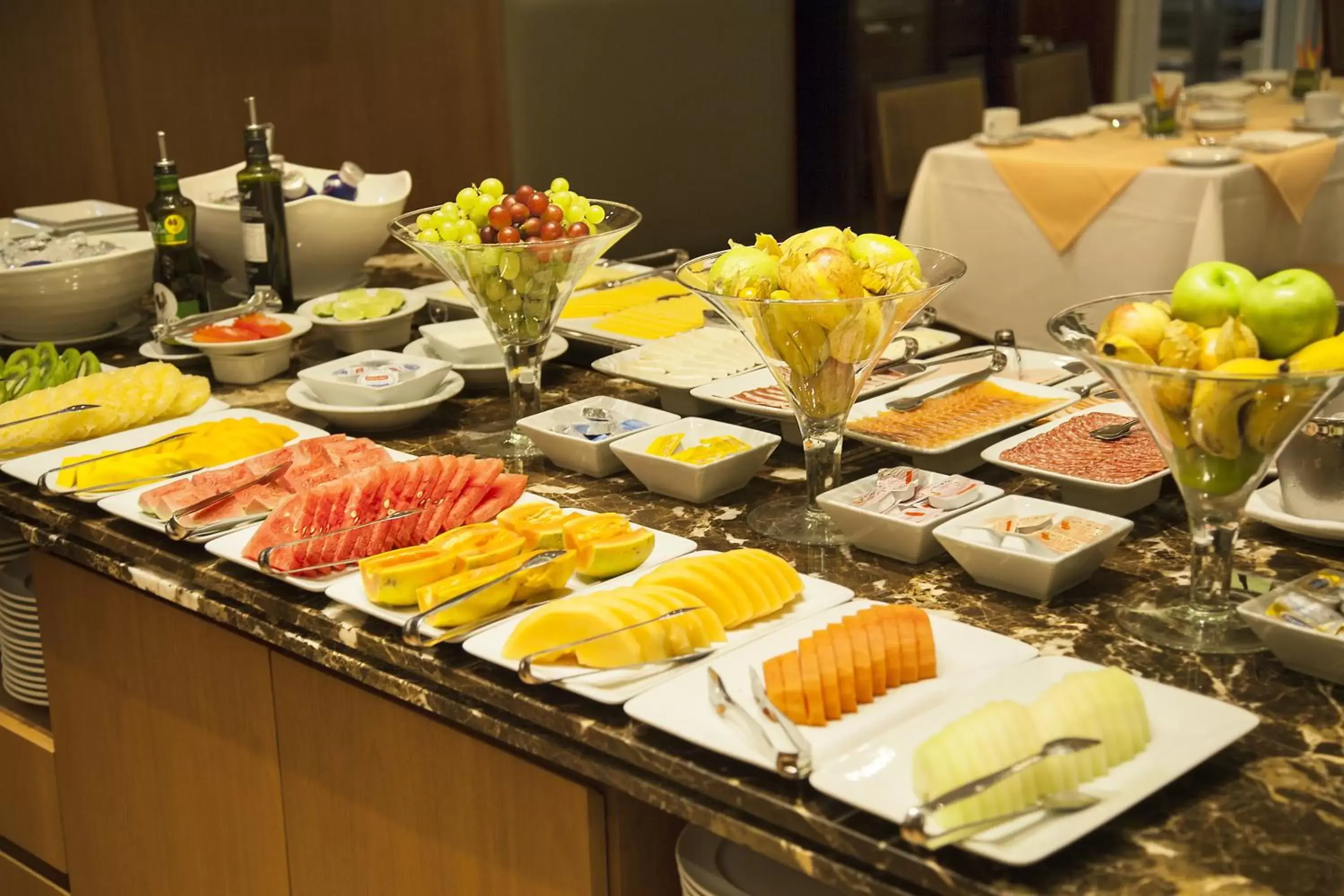 Buffet breakfast, Food in Windsor Brasilia Hotel
