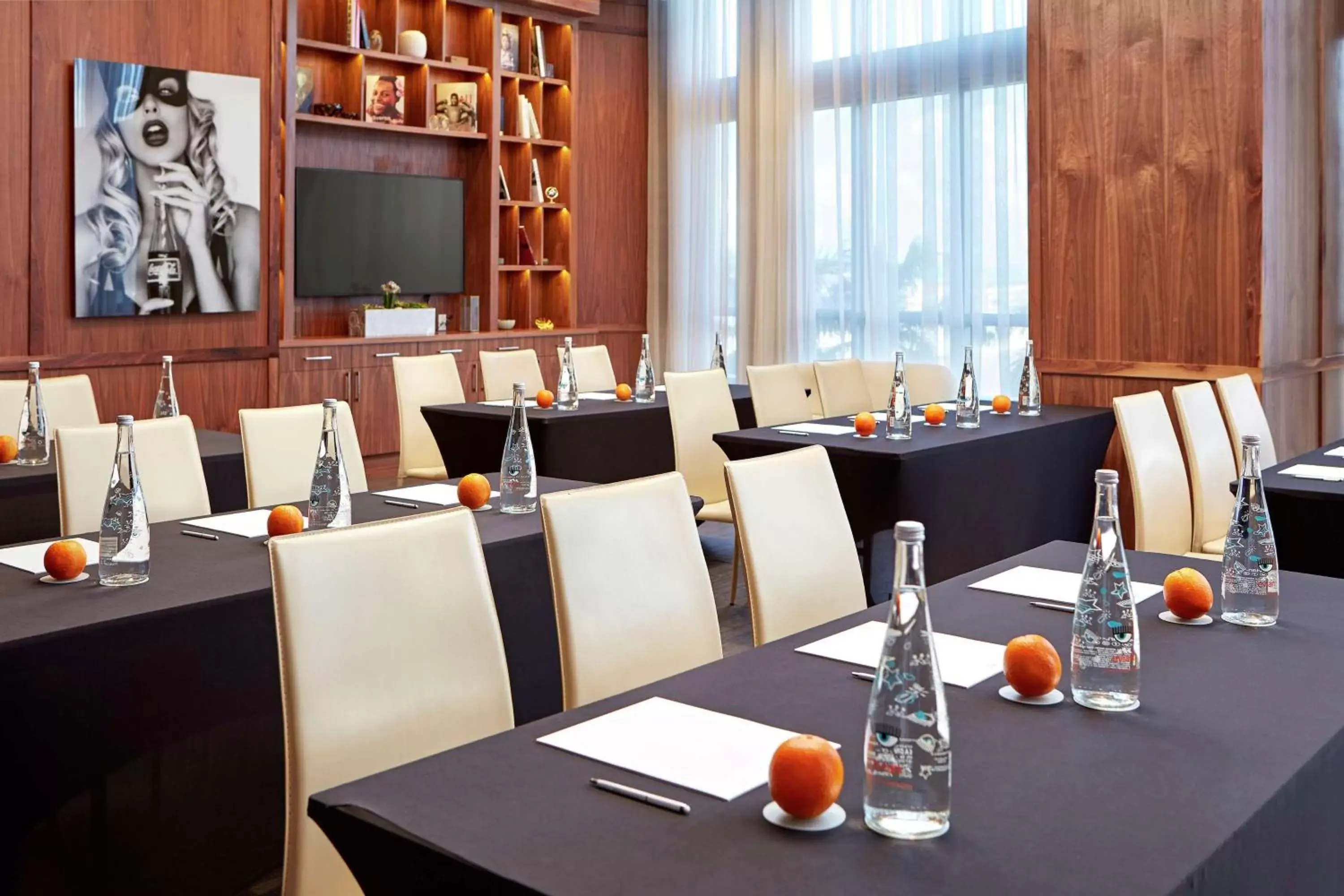 Meeting/conference room, Restaurant/Places to Eat in The Gabriel Miami Downtown, Curio Collection by Hilton