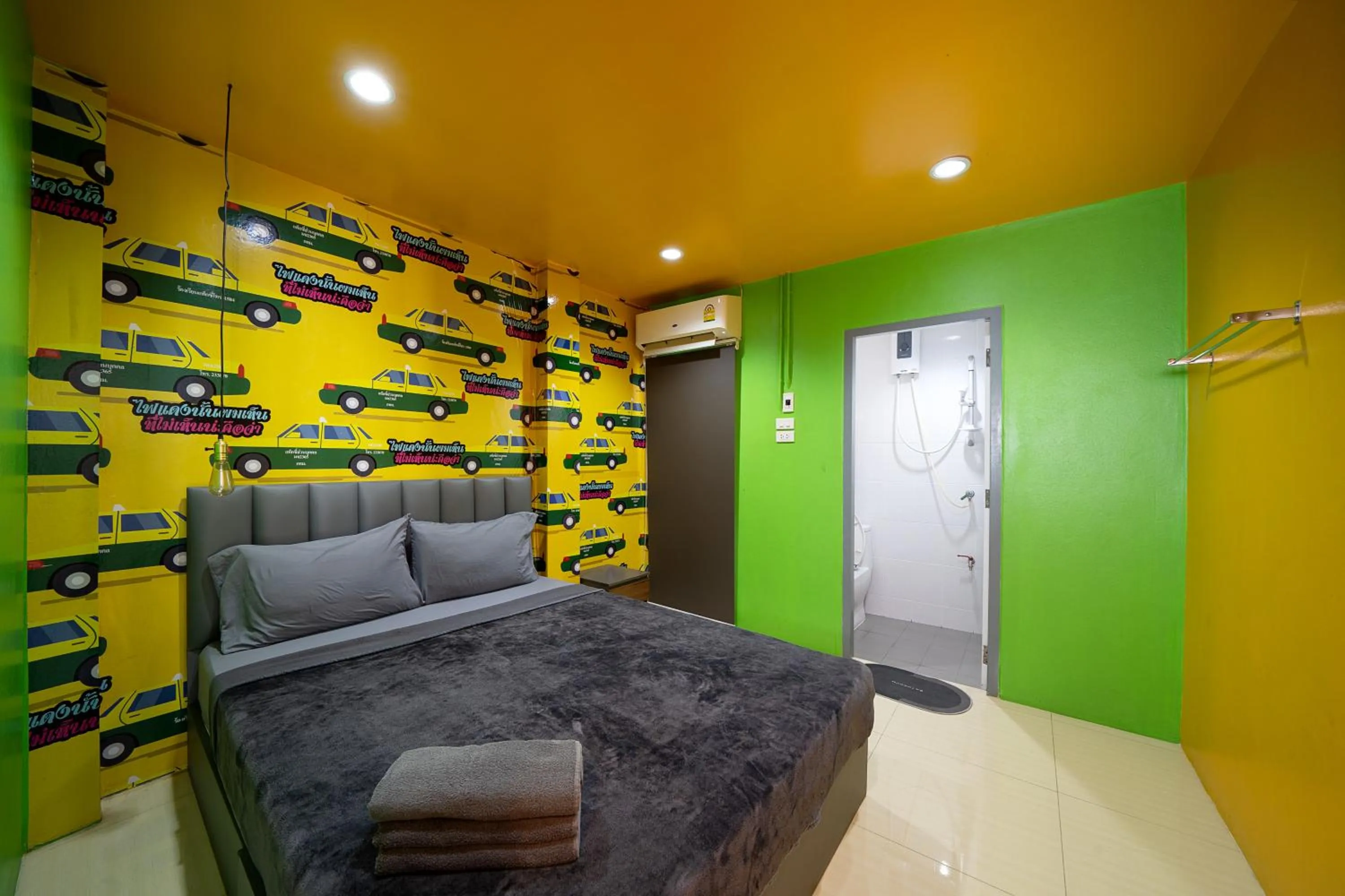 Double Room with Private Bathroom in Oh Bangkok Hostel