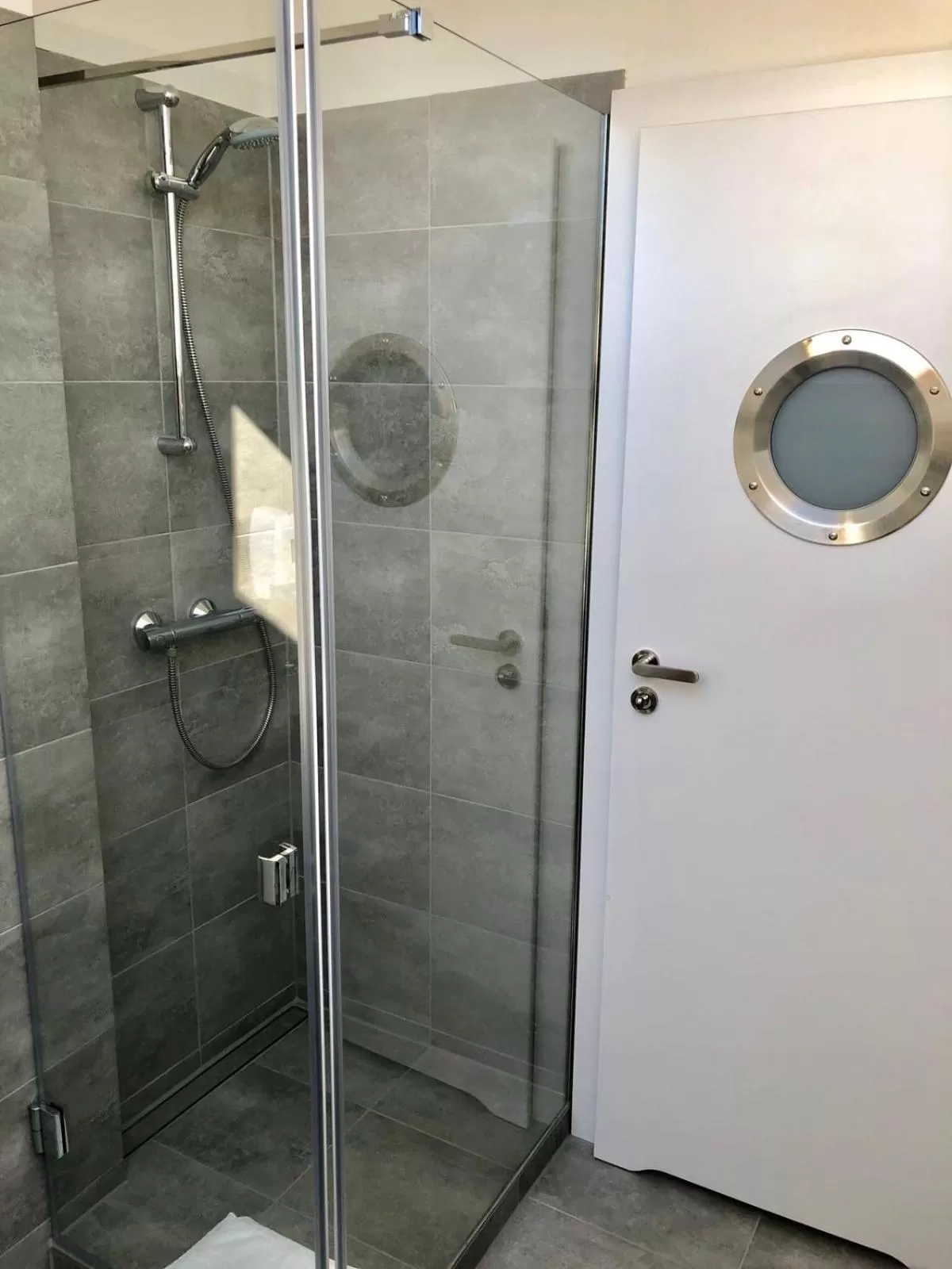 Willa 4 Pory Roku & Uznam