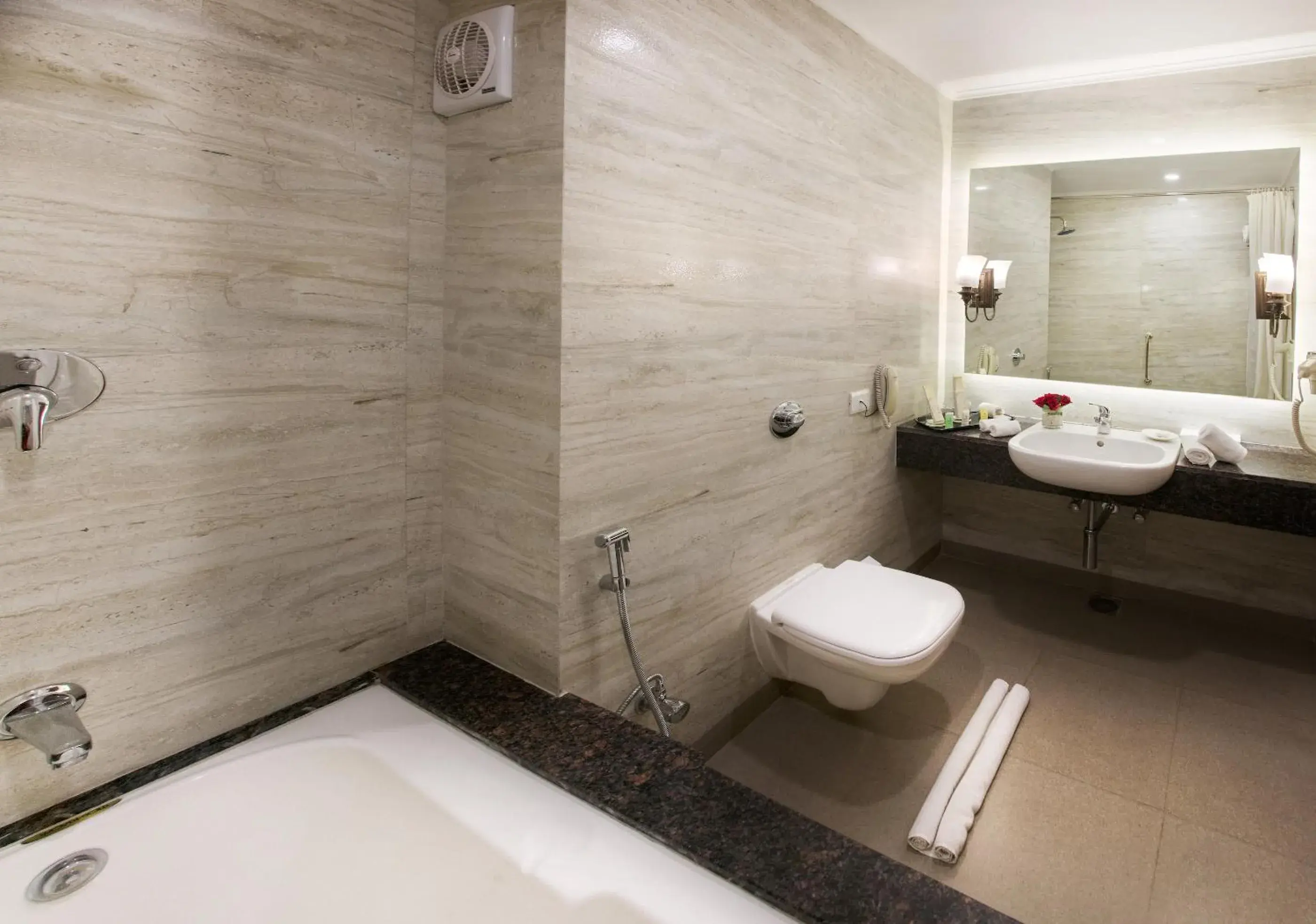 Shower, Bathroom in KK Royal Hotel & Convention Centre