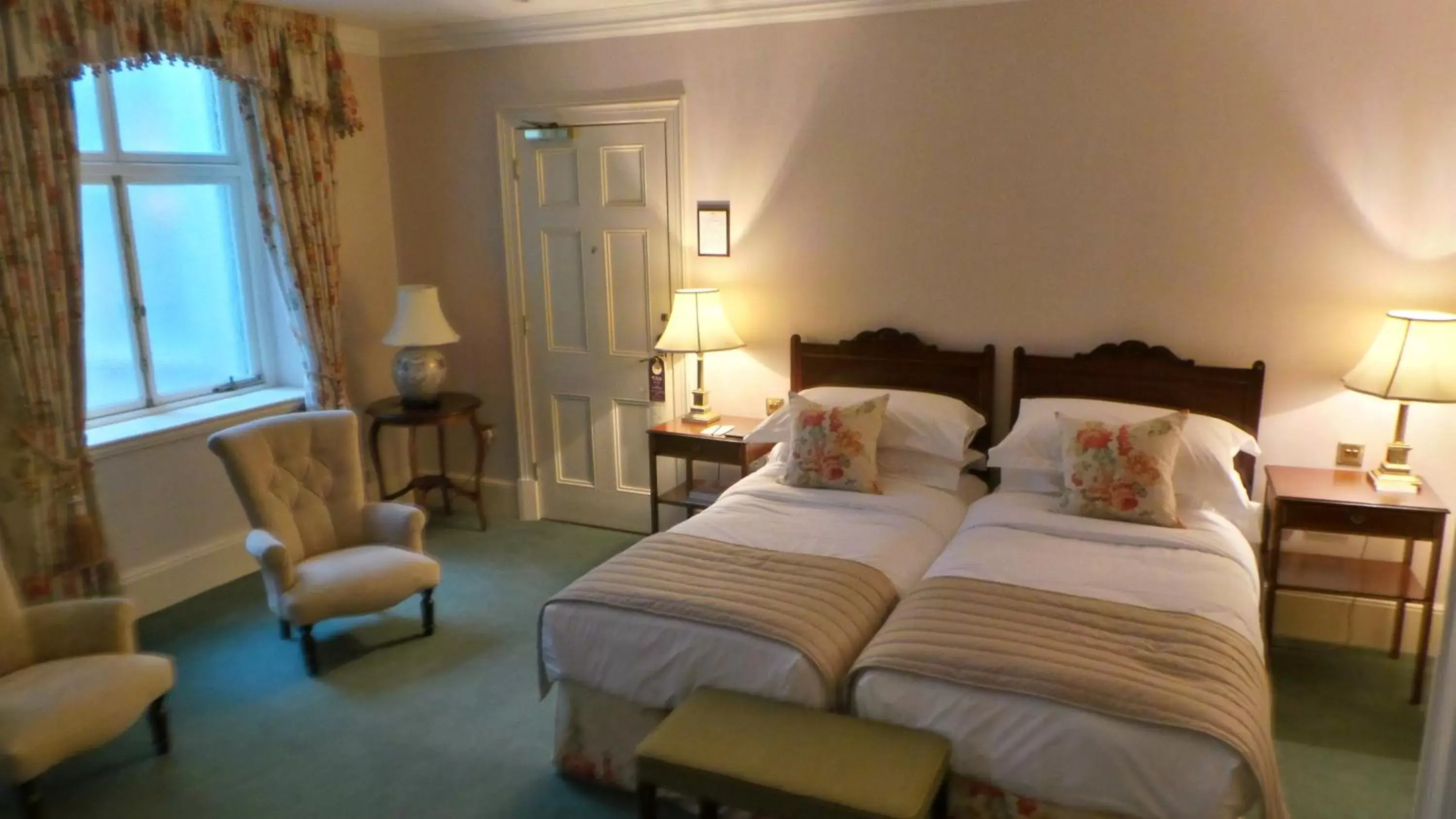 Bedroom, Bed in Luton Hoo Hotel, Golf and Spa