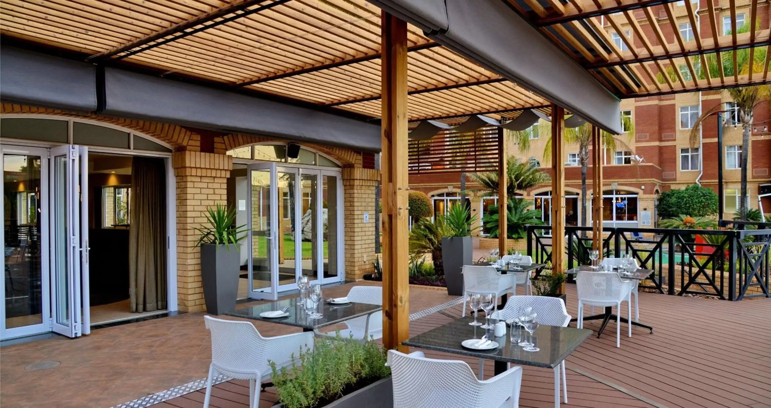 Restaurant/Places to Eat in ANEW Hotel Centurion Pretoria