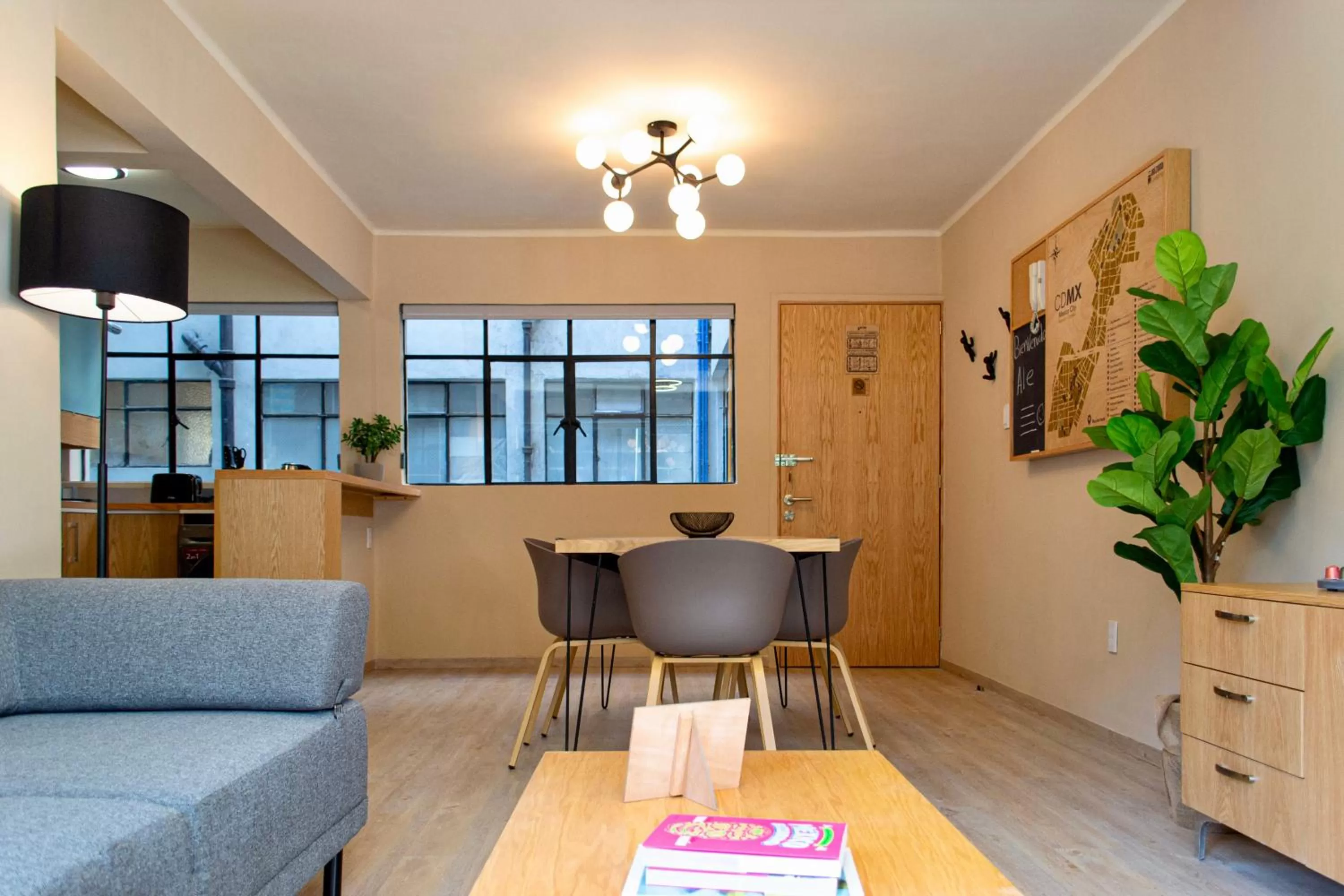 Living room in Mi Zona Lodging WTC