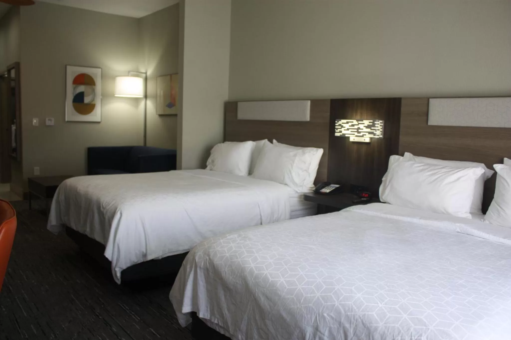 Photo of the whole room, Bed in Holiday Inn Express Hotel & Suites Shamrock North by IHG