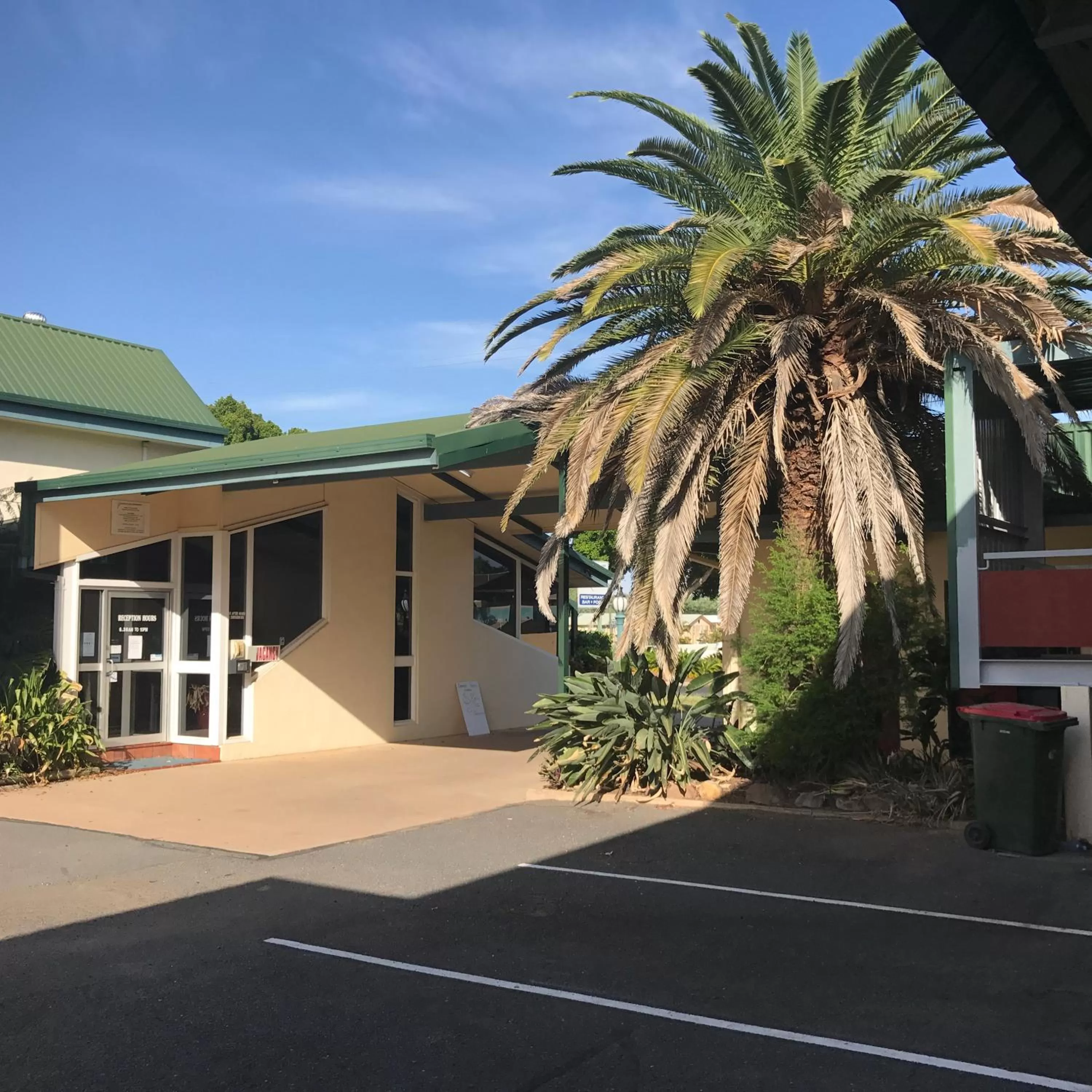 Area and facilities in Emerald Central Hotel Official