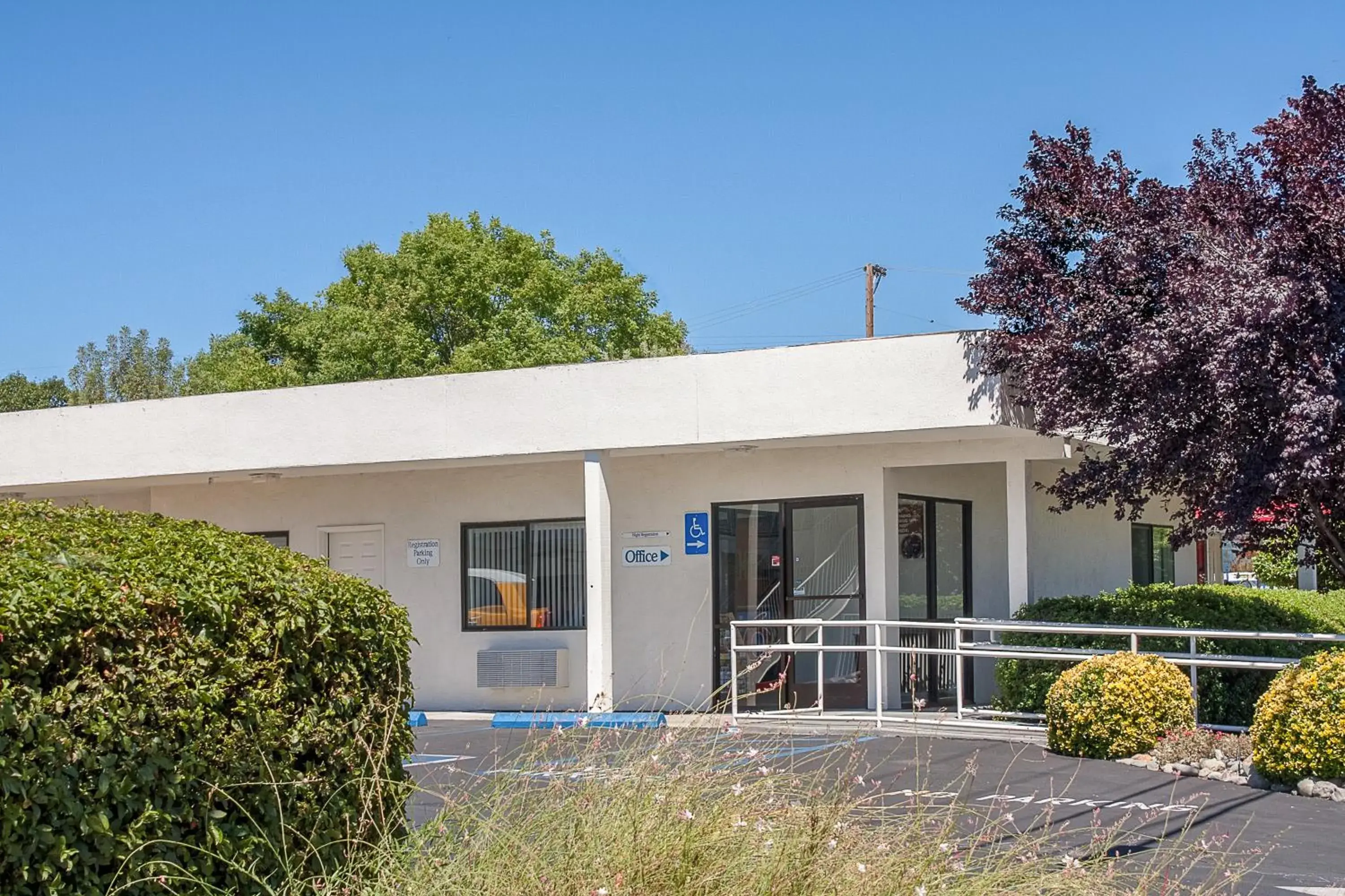 Other, Property Building in Motel 6-Ukiah, CA