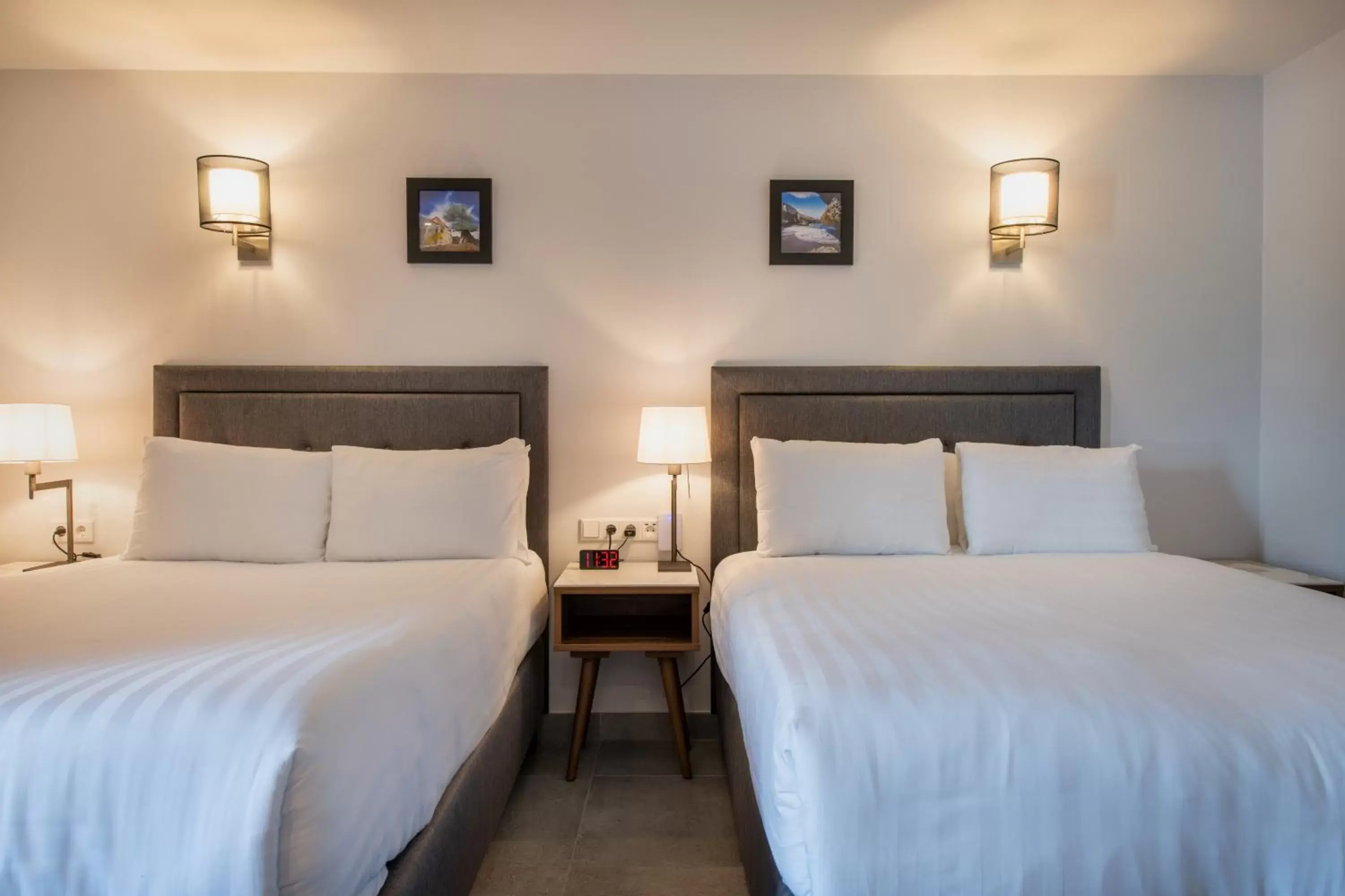 Bedroom, Bed in Curacao Avila Beach Hotel