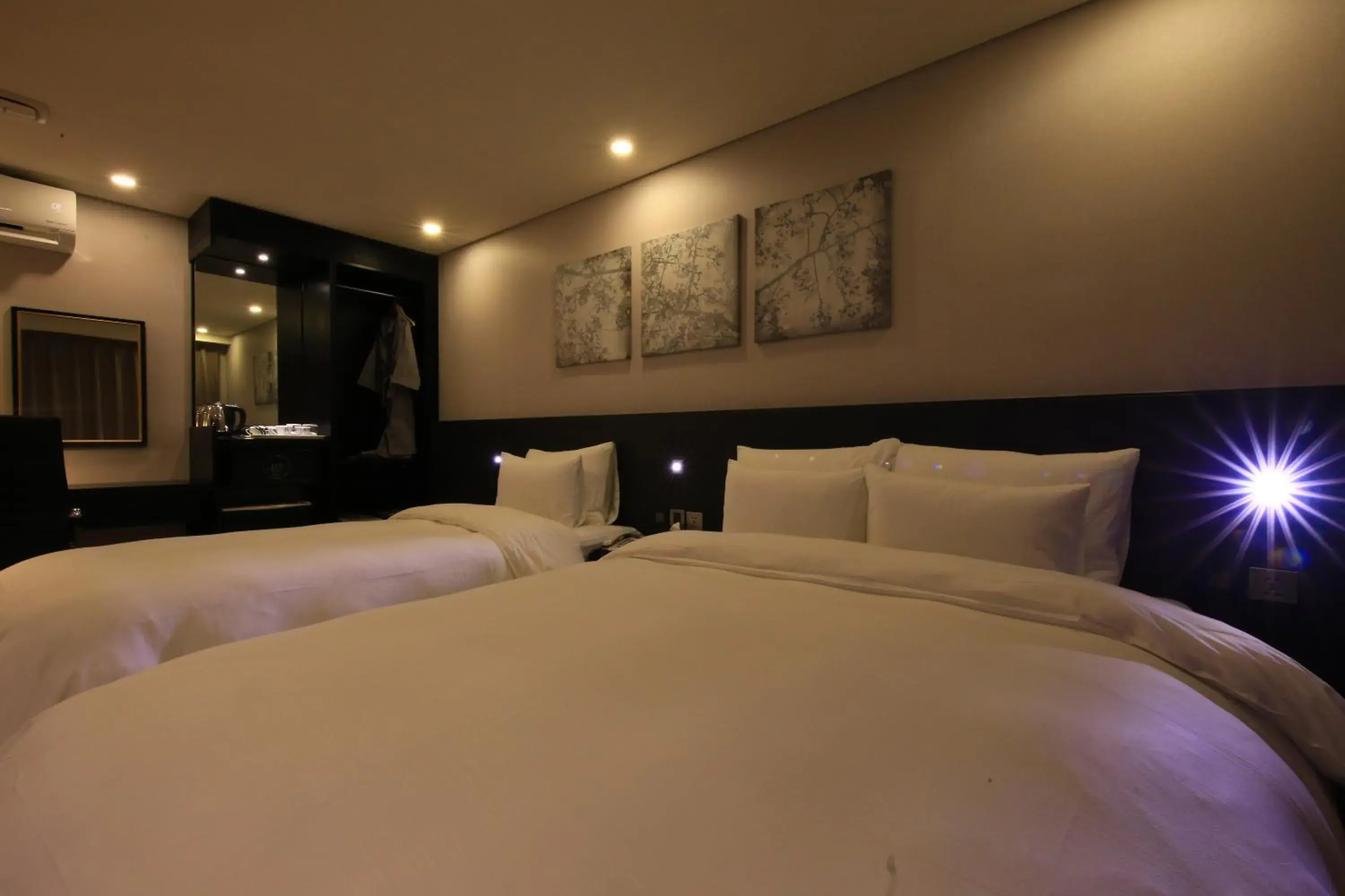 Bed in Kobos Hotel