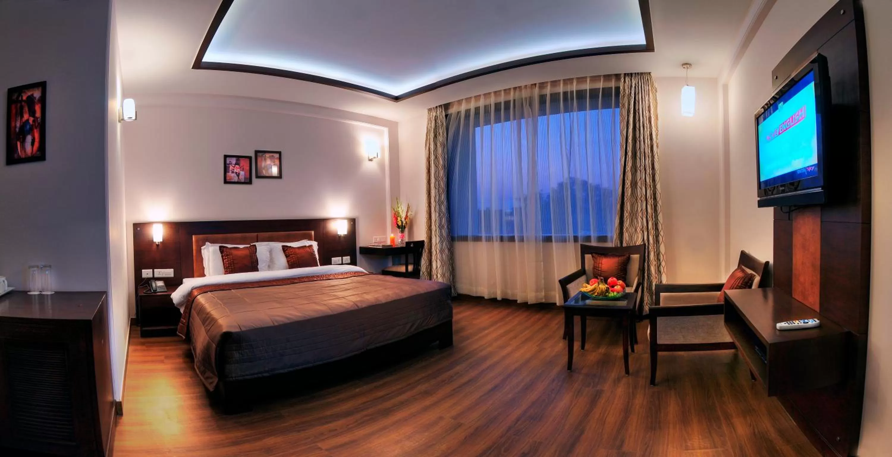 Photo of the whole room, Bed in The Retreat