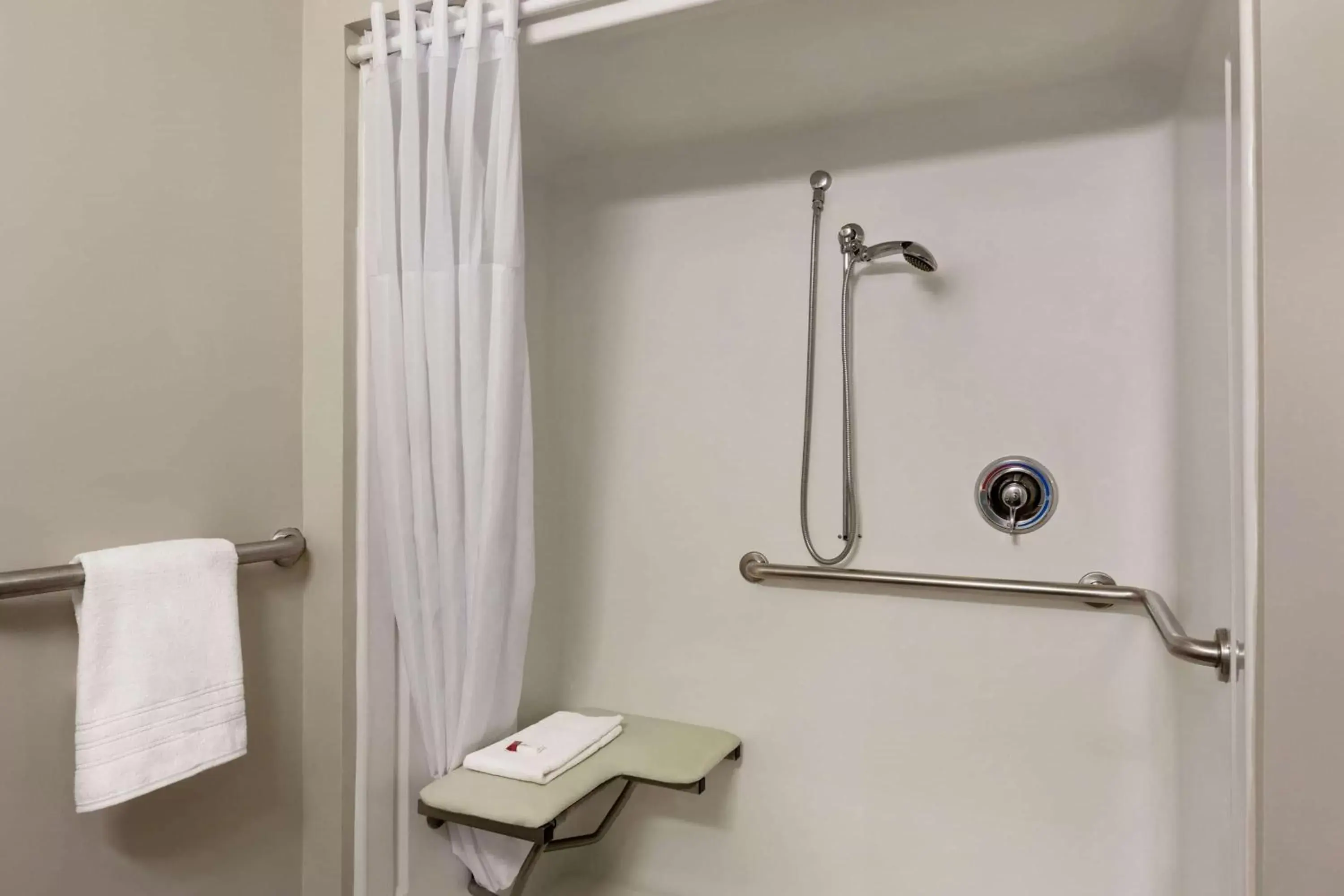 Bathroom in Microtel Inn & Suites by Wyndham