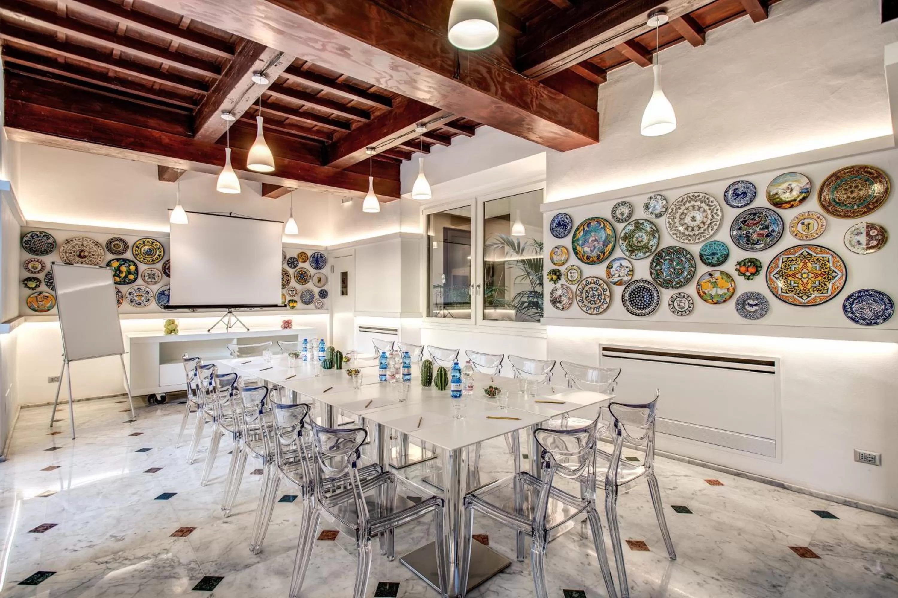 Business facilities in Hotel Boston