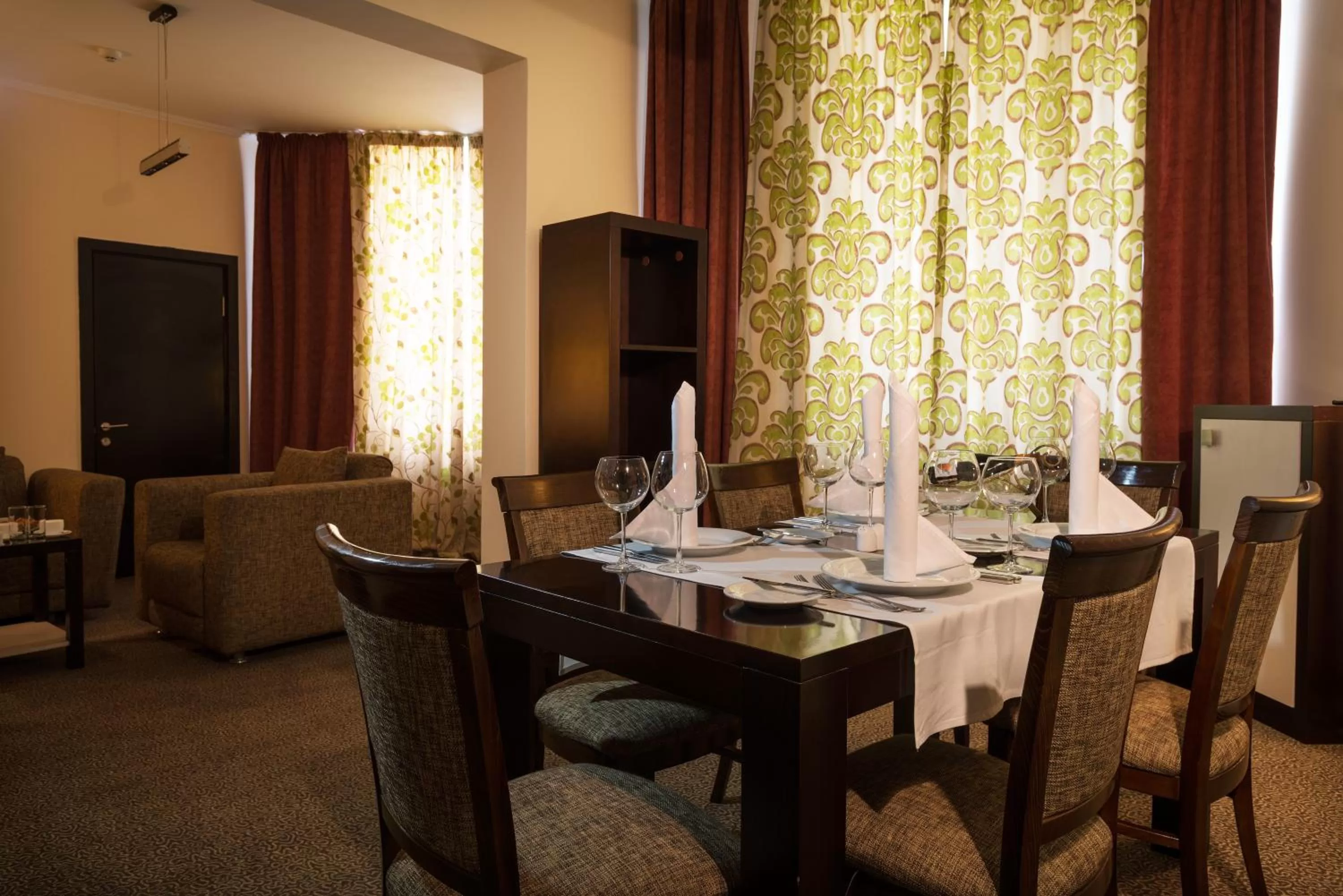 Restaurant/places to eat in Kazakhstan Hotel