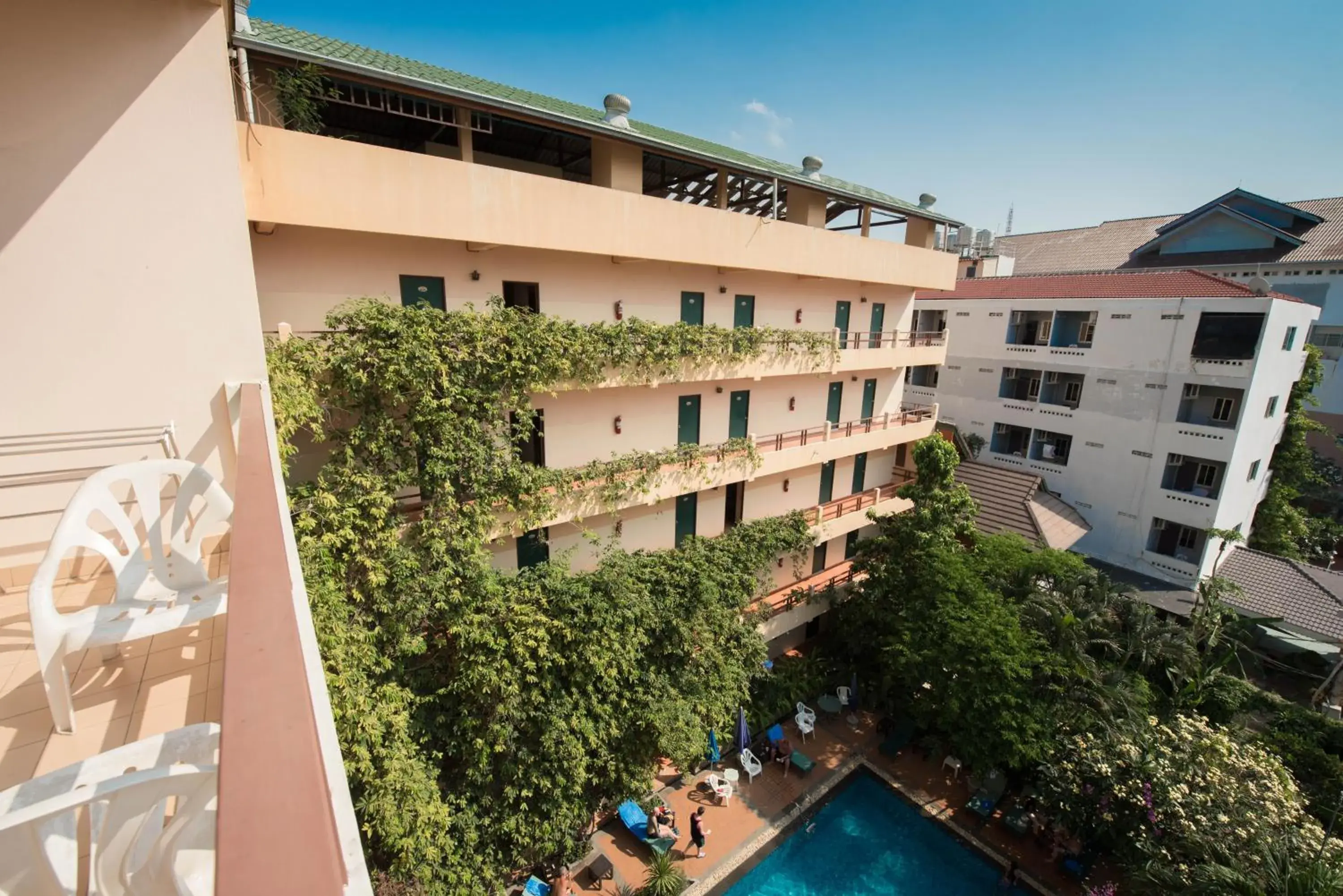 Property building, Pool View in Opey De Place Pattaya