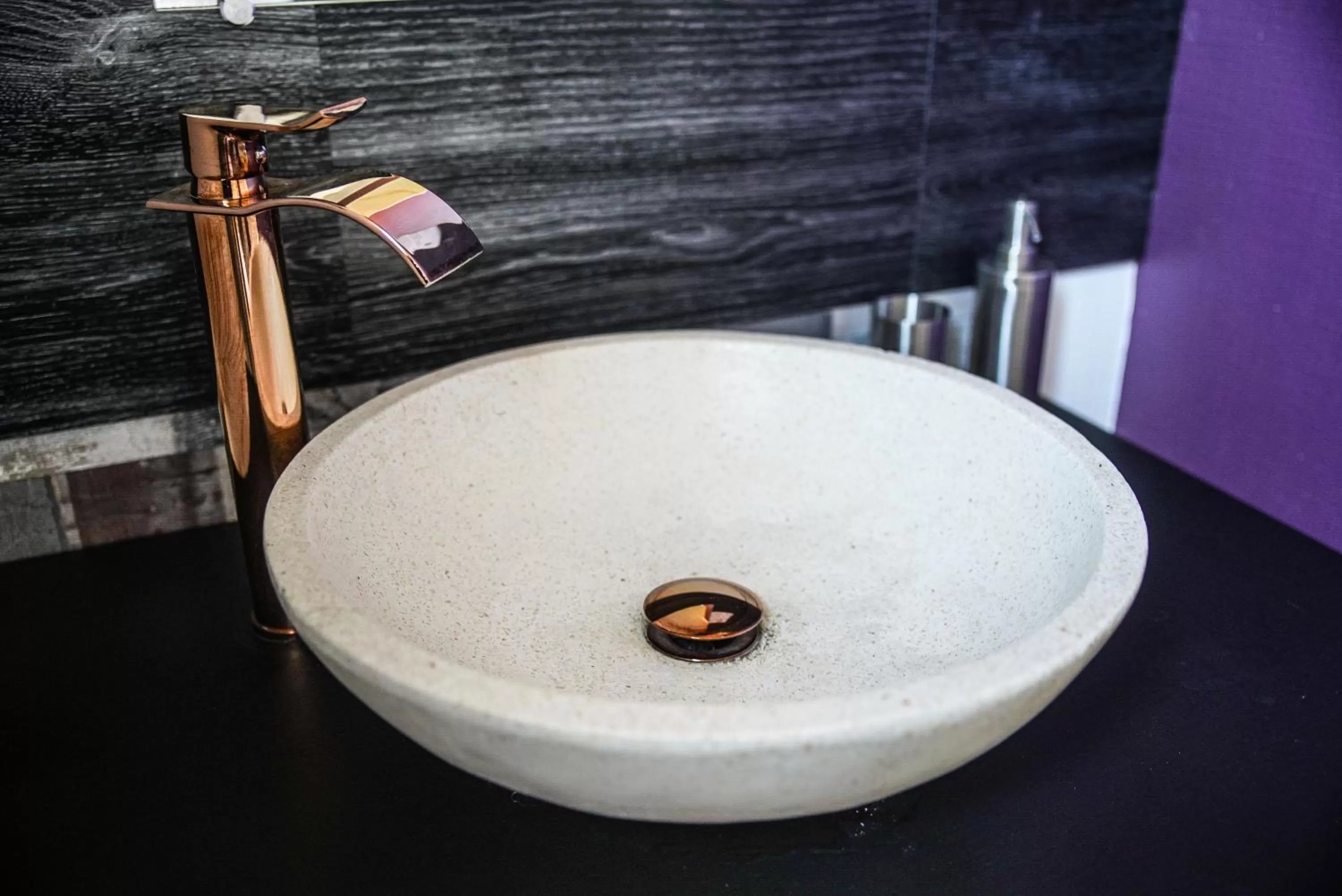 Bathroom in La Girouardière