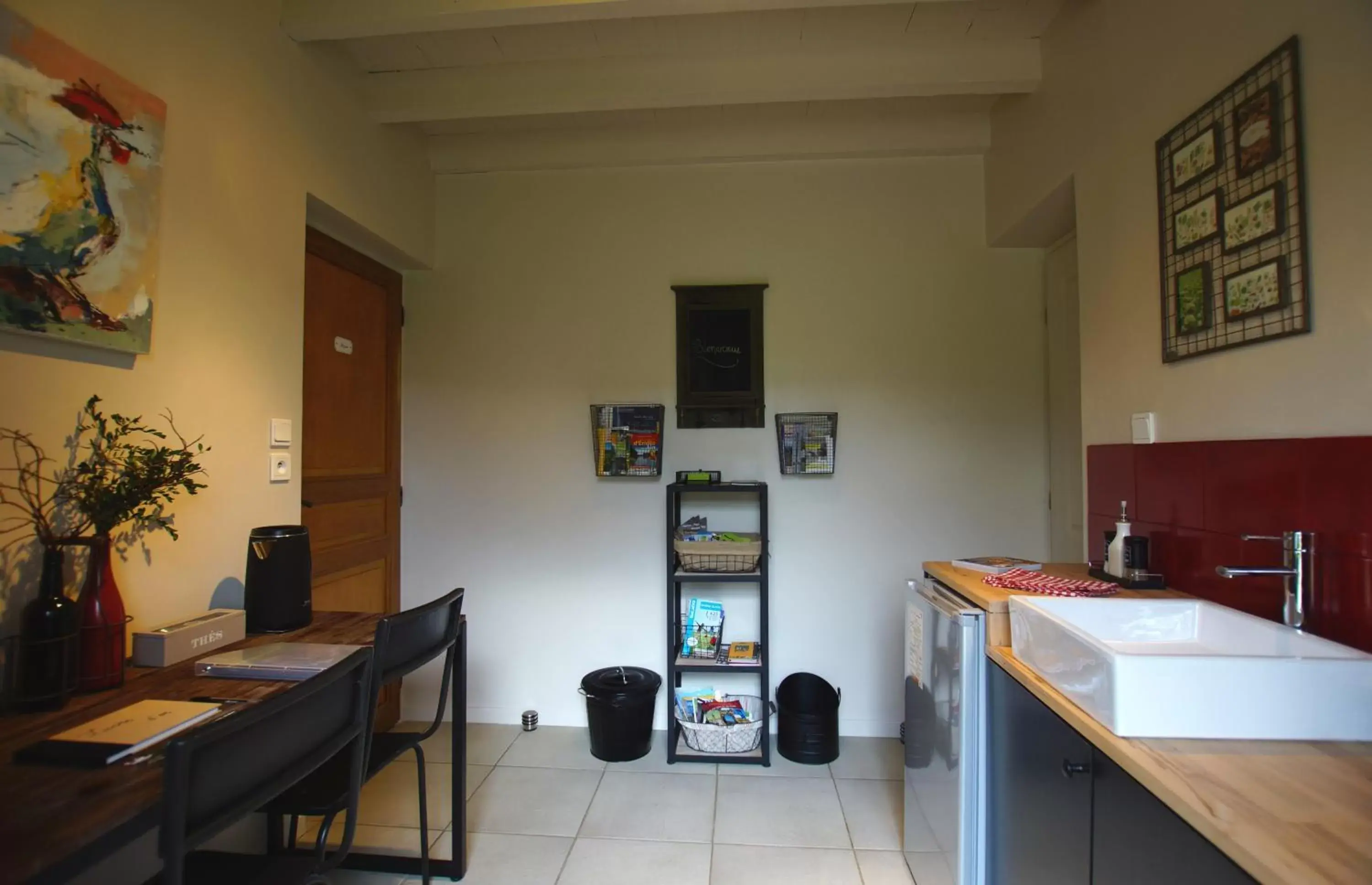 Communal kitchen in Terres de la Grange