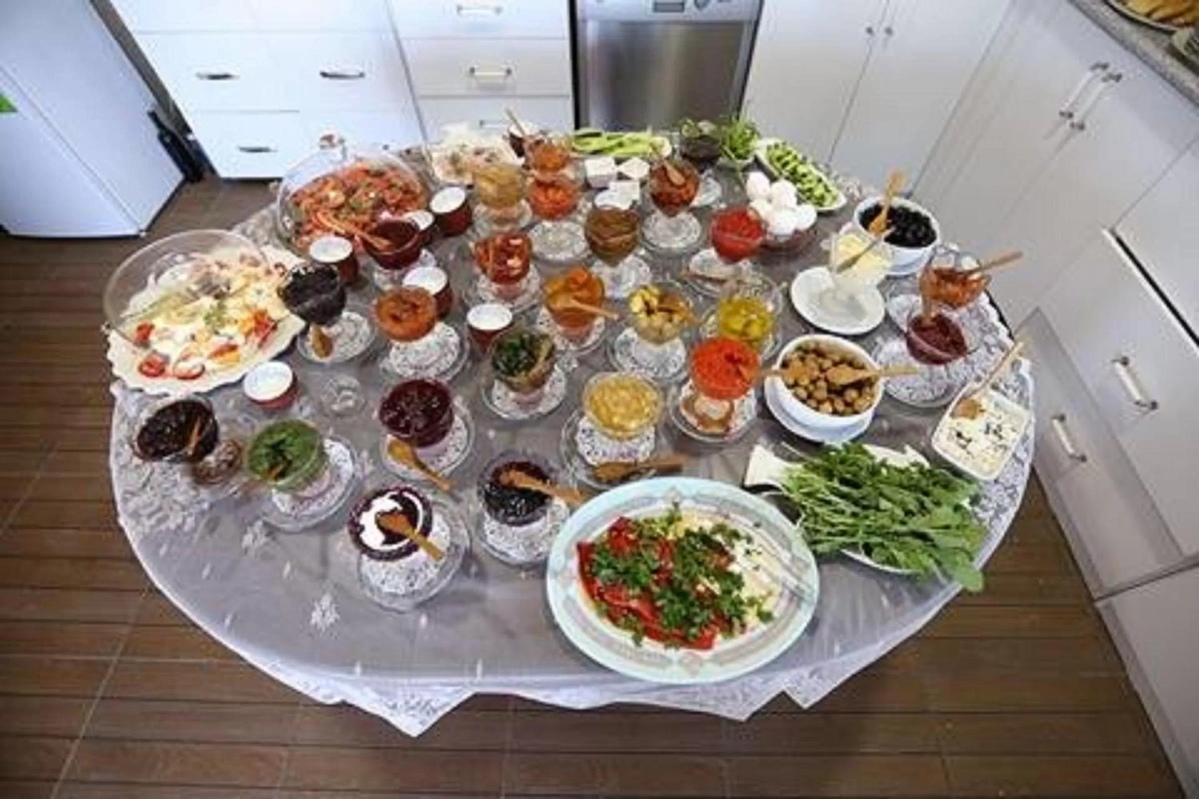 Restaurant/places to eat in Ede Apart Otel