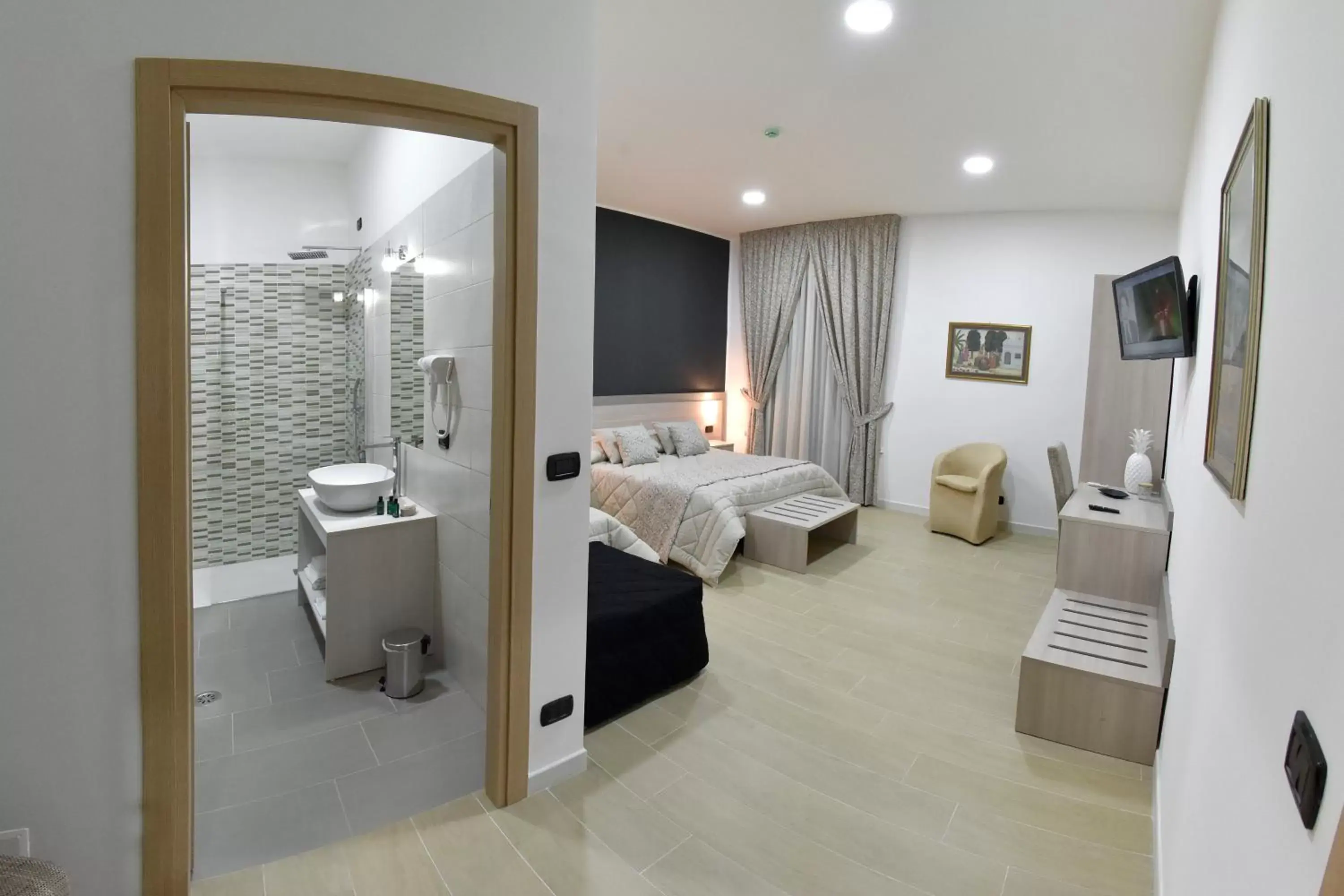 Comfort Triple Room - single occupancy in Bed And Breakfast Garibaldi54 Comfort Triple Room - single occupancy in Bed And Breakfast Garibaldi54