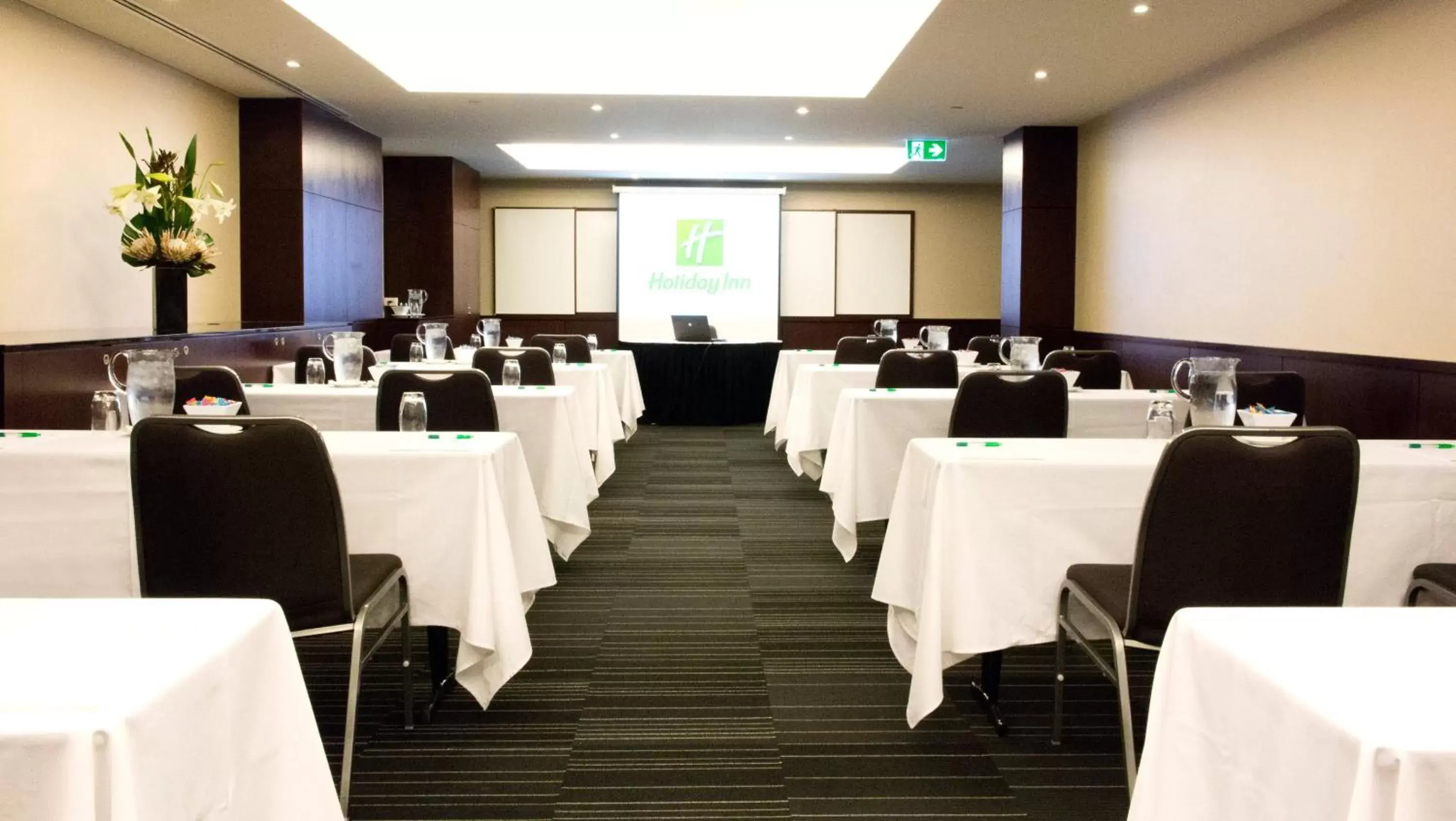 Meeting/conference room in Holiday Inn Perth City Centre, an IHG Hotel