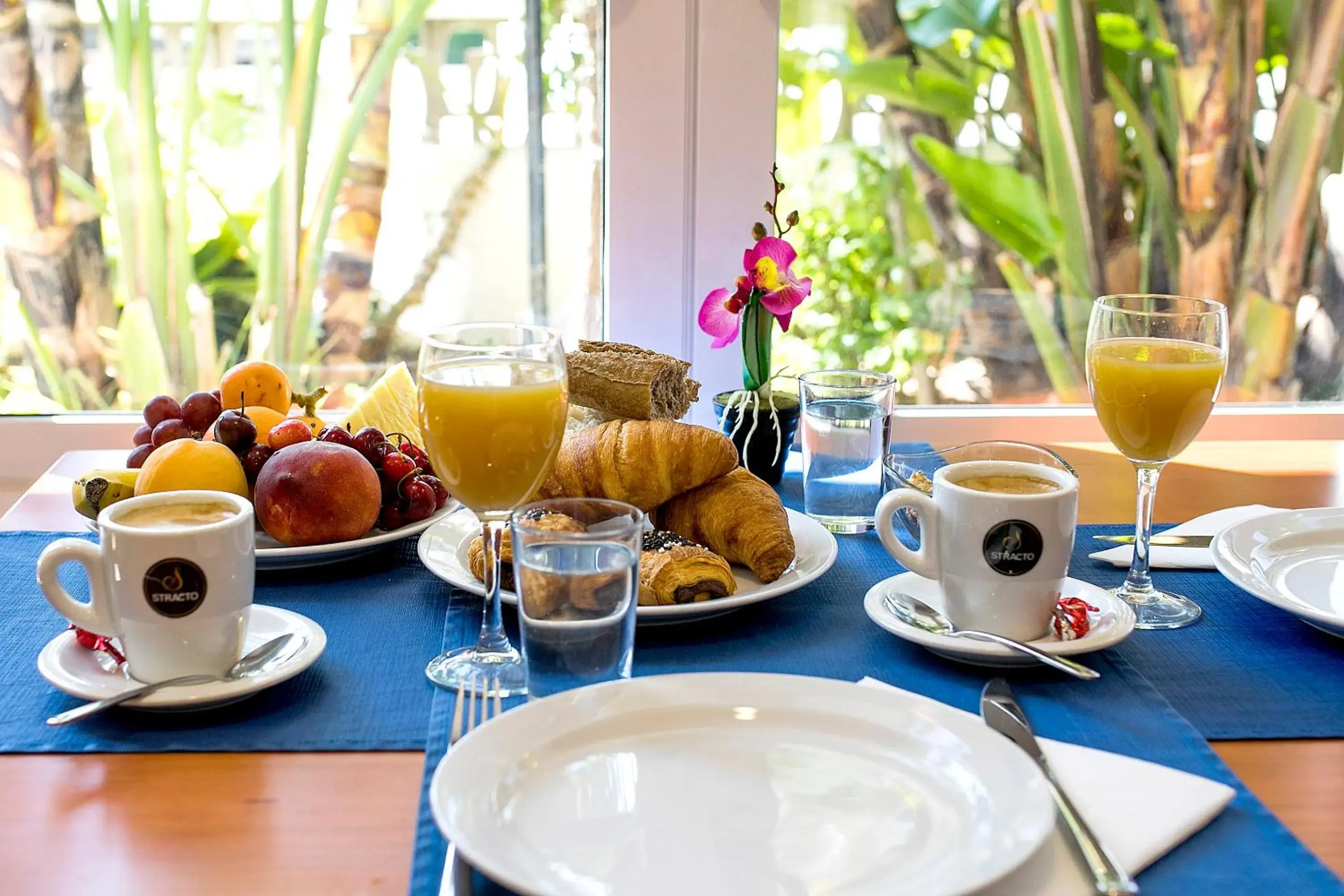 Breakfast in Hotel Bersoca
