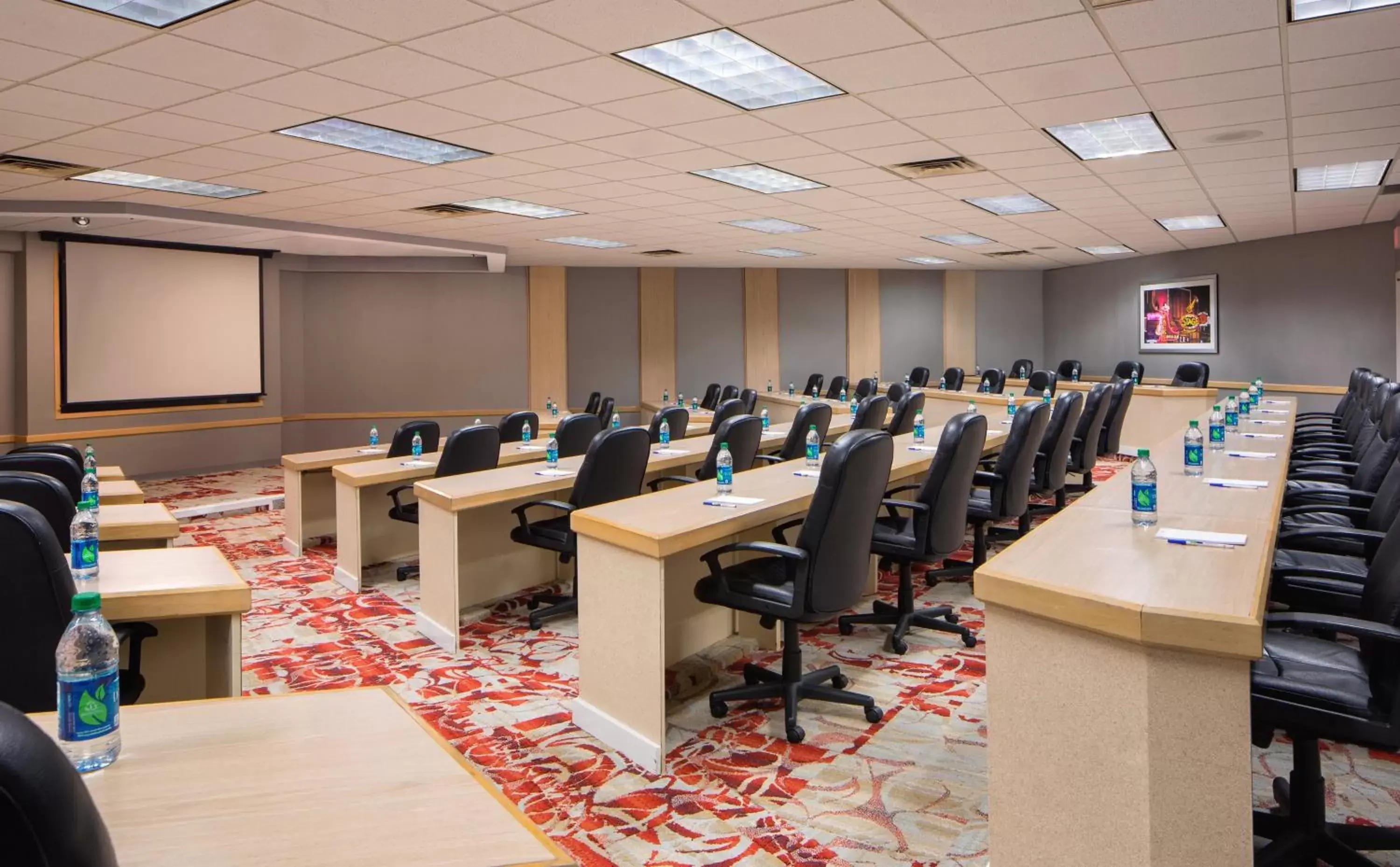 Meeting/conference room in Holiday Inn Express Nashville-Downtown Conference Center, an IHG Hotel