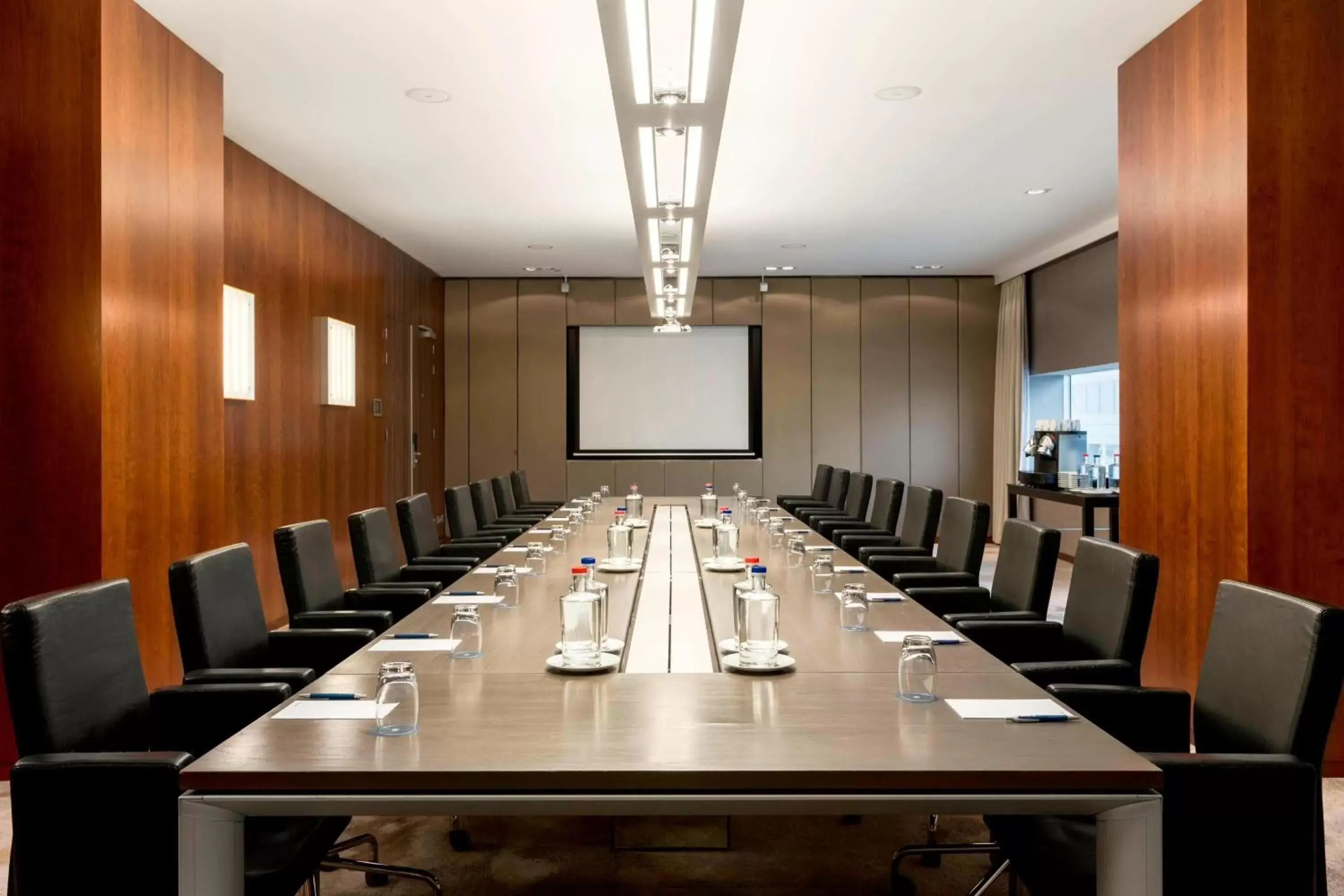 Meeting/conference room in Sheraton Amsterdam Airport Hotel and Conference Center