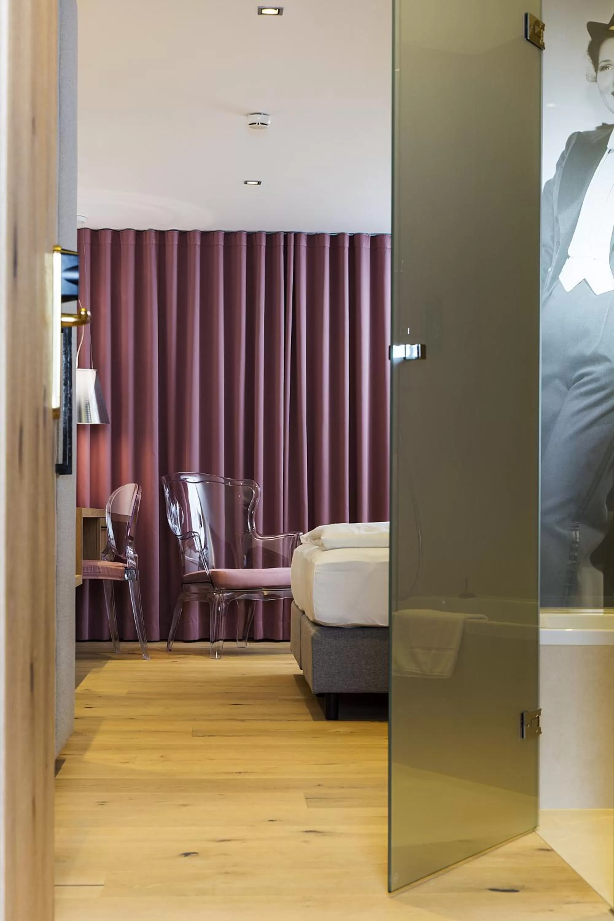 Photo of the whole room, Bed in Das Reisch