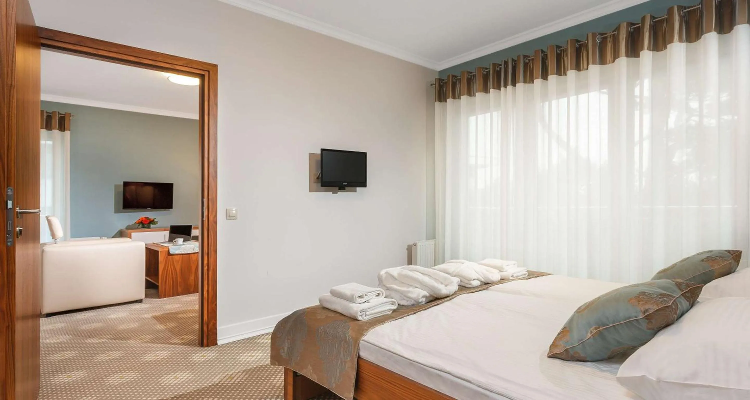 Photo of the whole room, Bed in Best Western Hotel Jurata