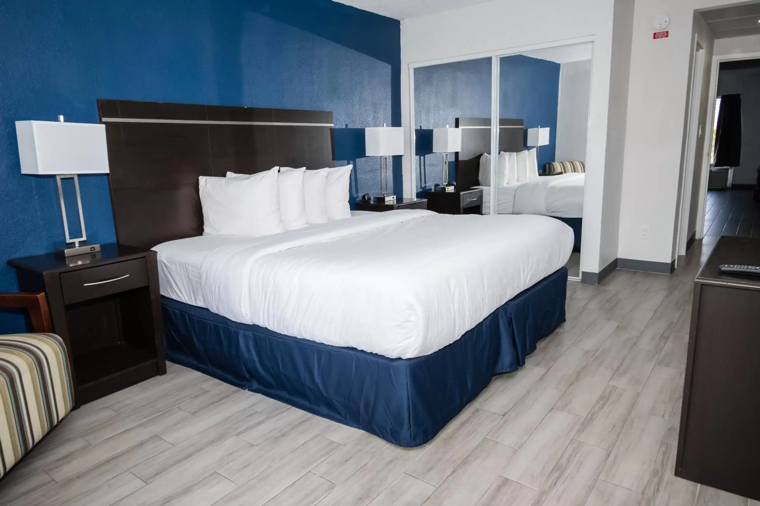 Bed in Baymont by Wyndham Altamonte Springs