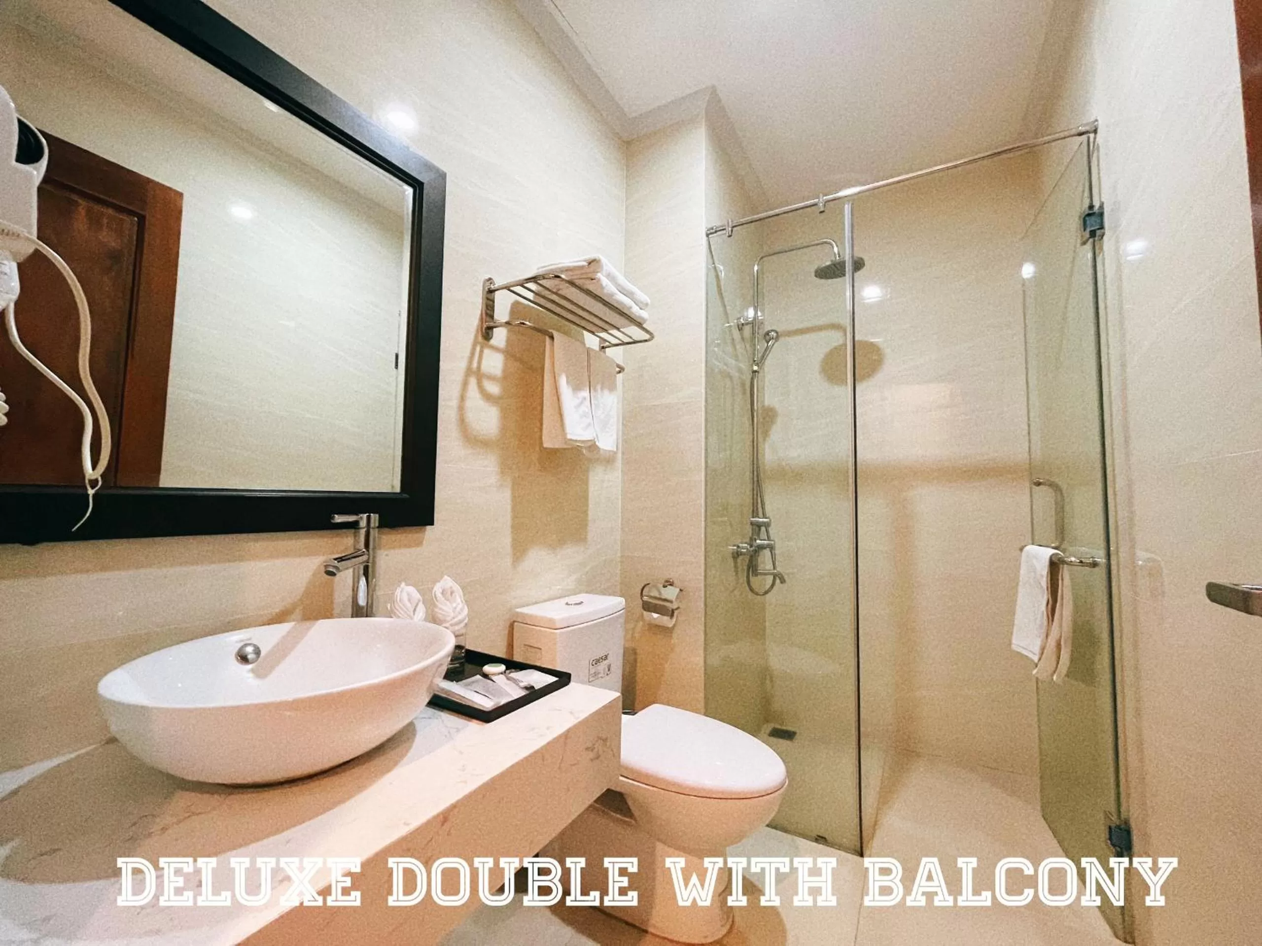 Bathroom in Paragon House and Residence