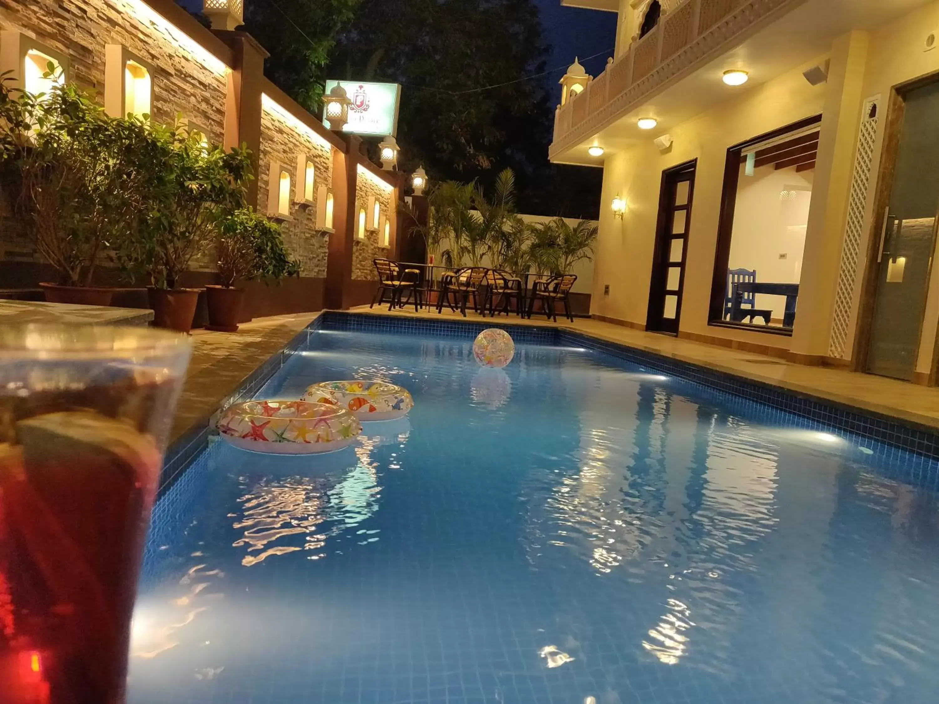 Swimming Pool in Laxmi Palace Heritage Boutique Hotel