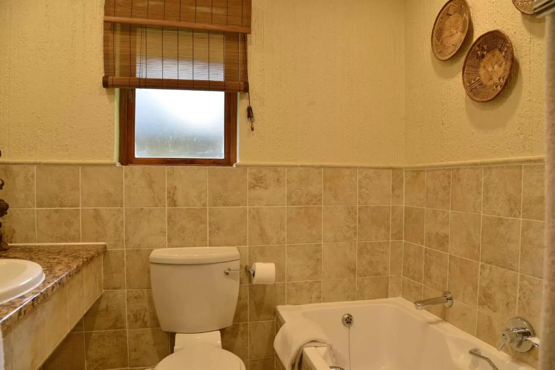 Bathroom in Cambalala - Luxury Units - in Kruger Park Lodge - Serviced Daily, Free Wi-Fi