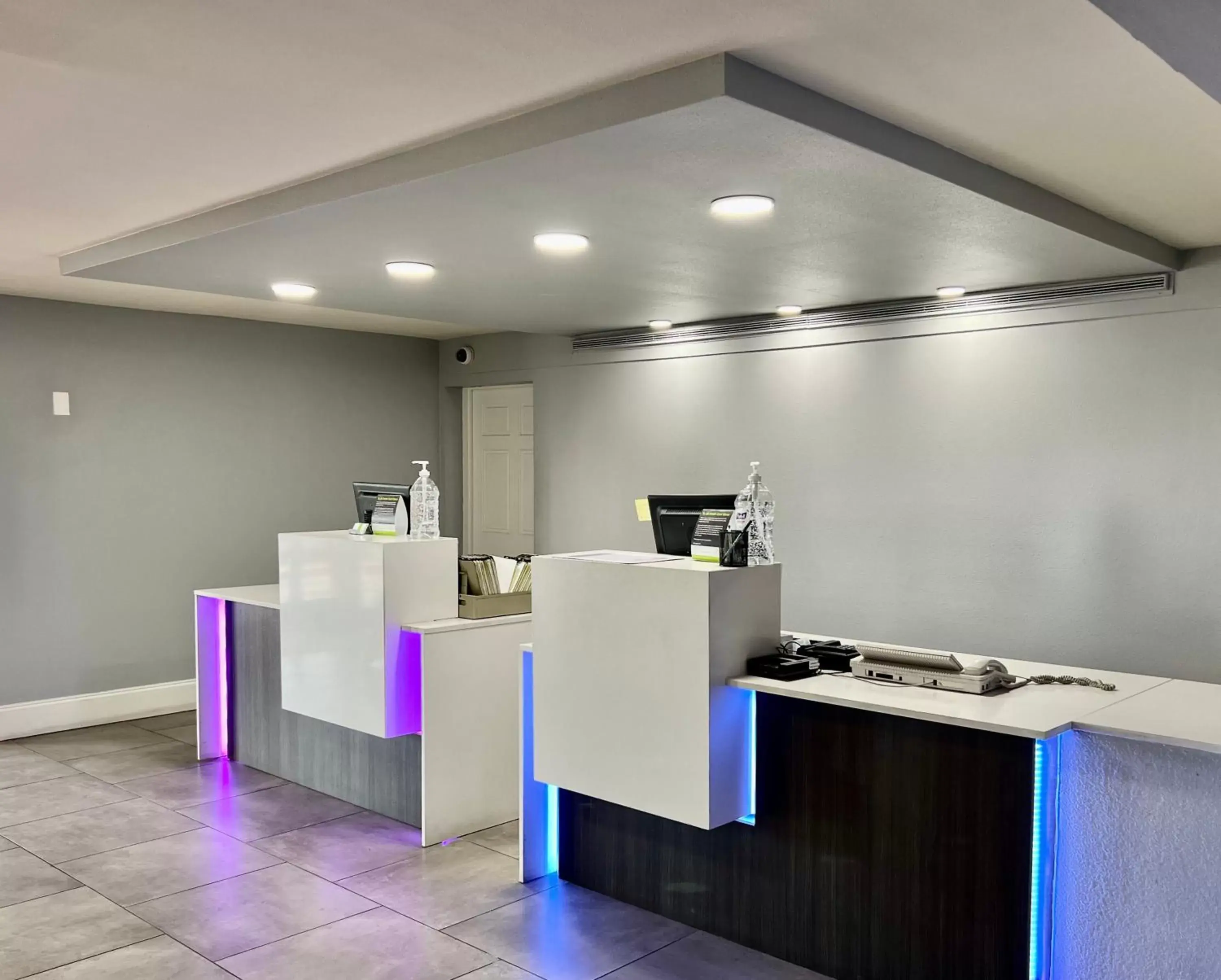 Lobby or reception in La Quinta Inn by Wyndham Denver Northglenn Lobby or reception in La Quinta Inn by Wyndham Denver Northglenn