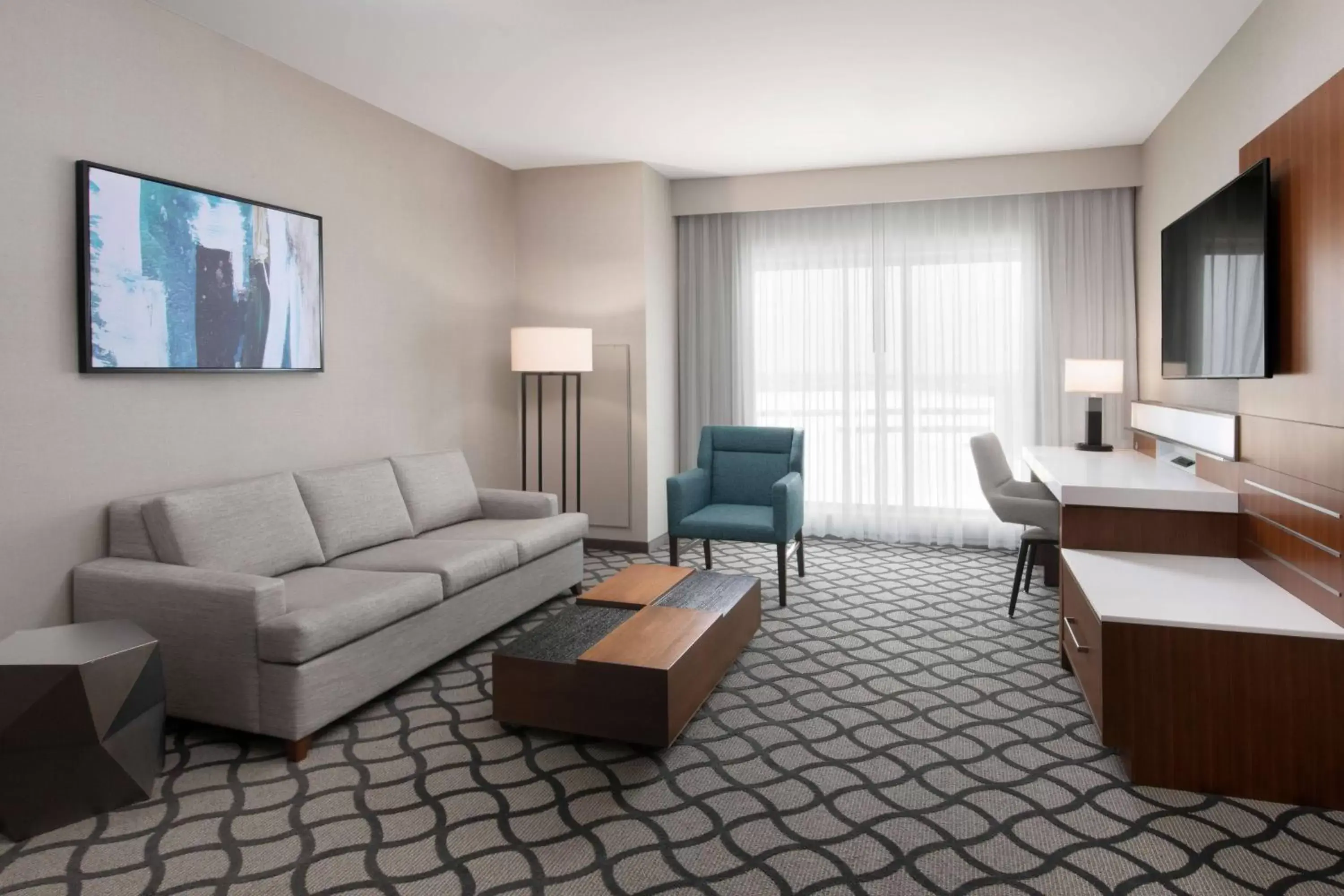 Living room, Seating Area in Marriott Dallas Allen Hotel & Convention Center