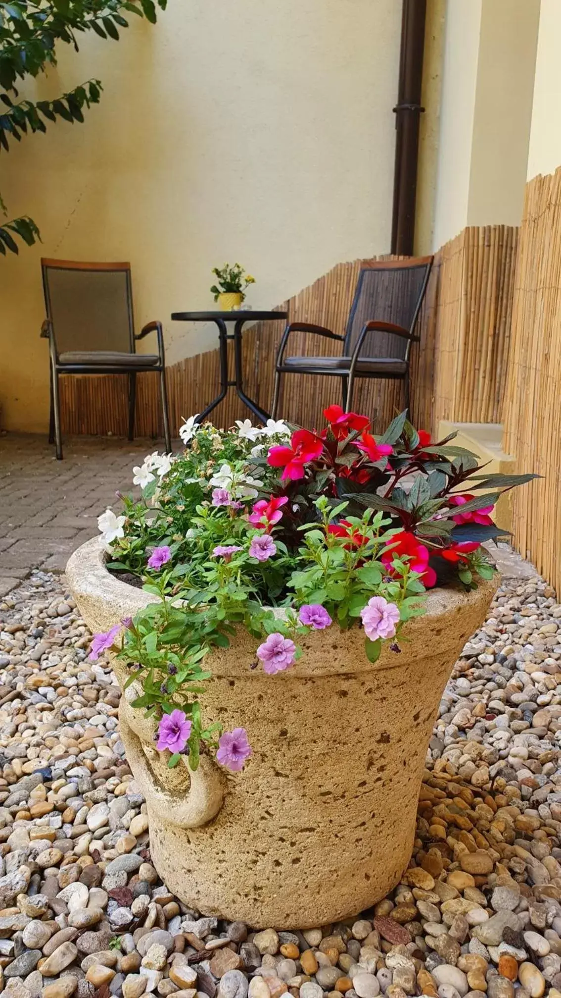 Inner courtyard view in Central Hotel 21 and Apartments