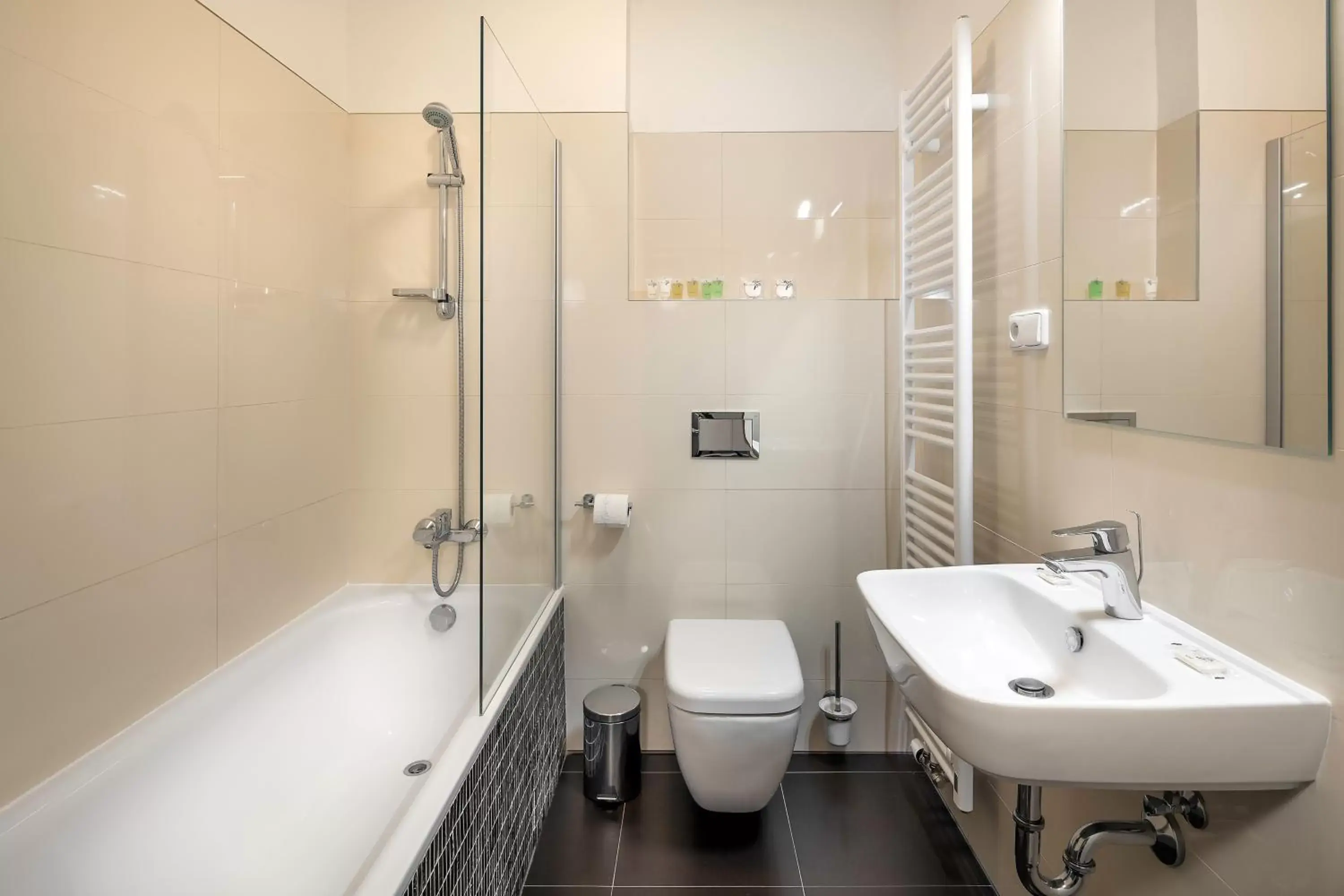 Bathroom in Elizabeth Suites