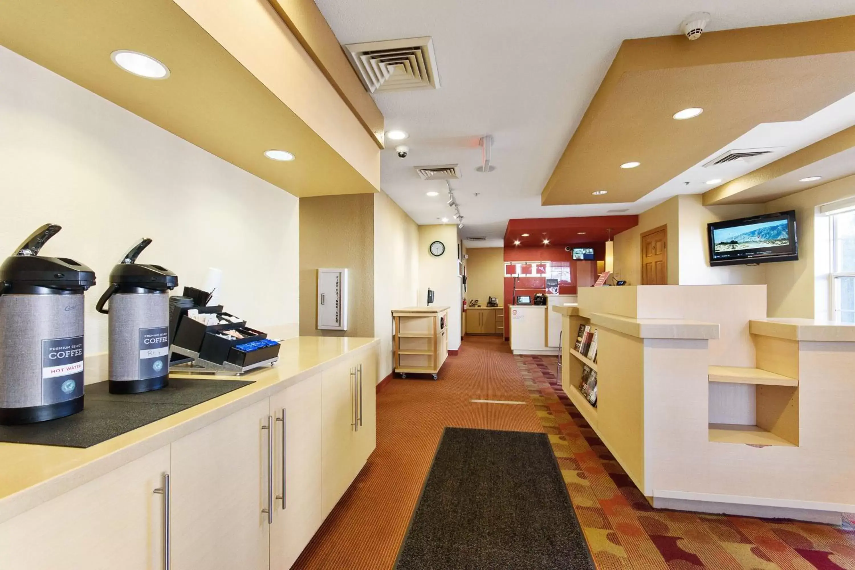 Coffee/tea facilities in Extended Stay America Suites - Chicago - Elgin - West Dundee