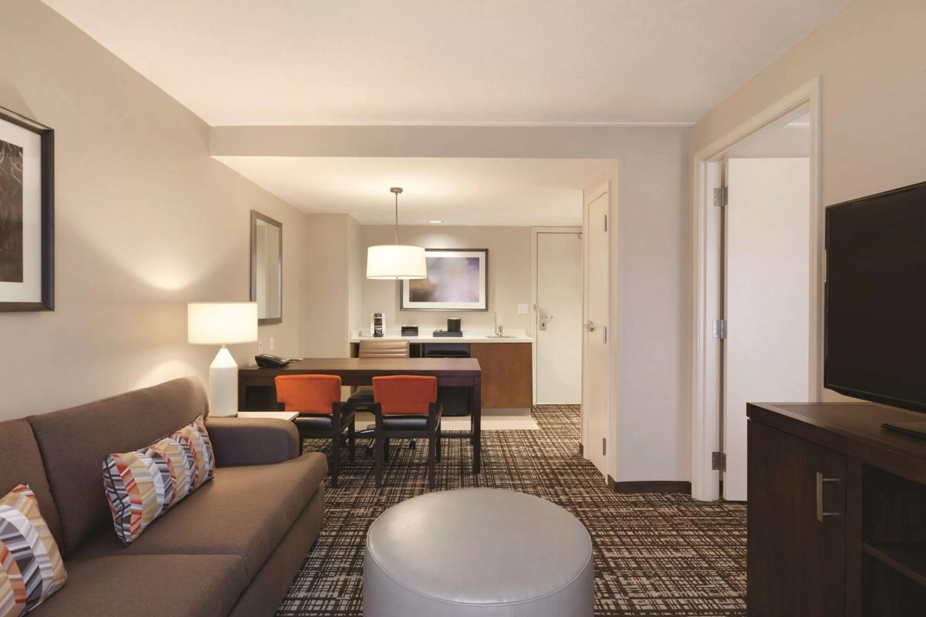 Living room in Embassy Suites Oklahoma City Downtown/Medical Center