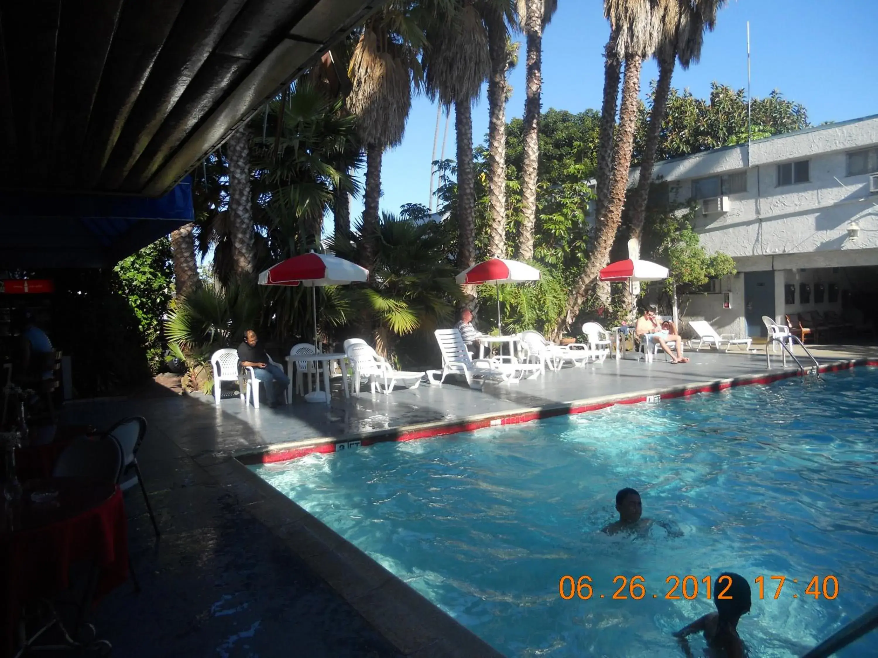 Day, Swimming Pool in Tradewinds Airport Hotel