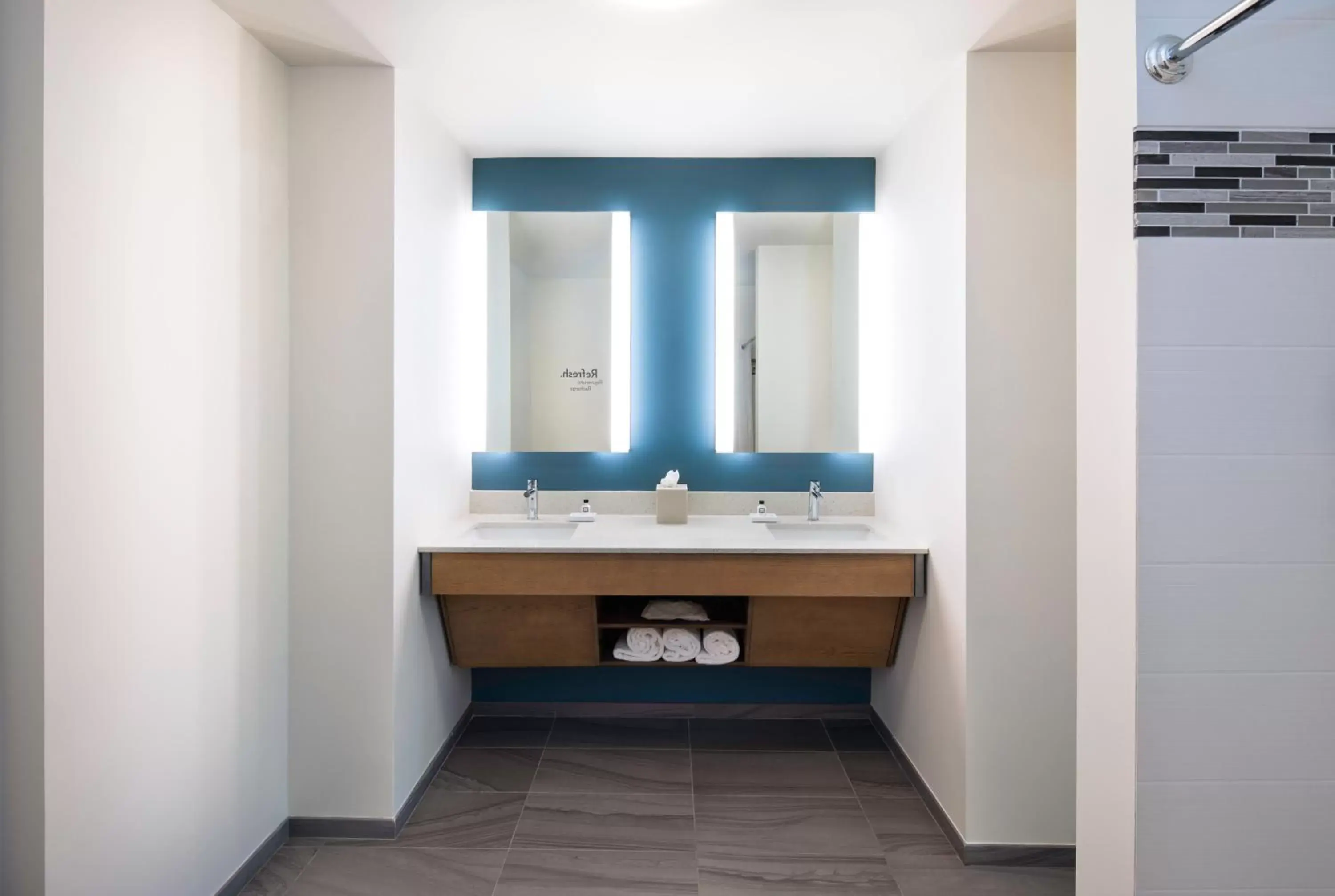 Photo of the whole room, Bathroom in EVEN Hotel Miami - Airport, an IHG Hotel