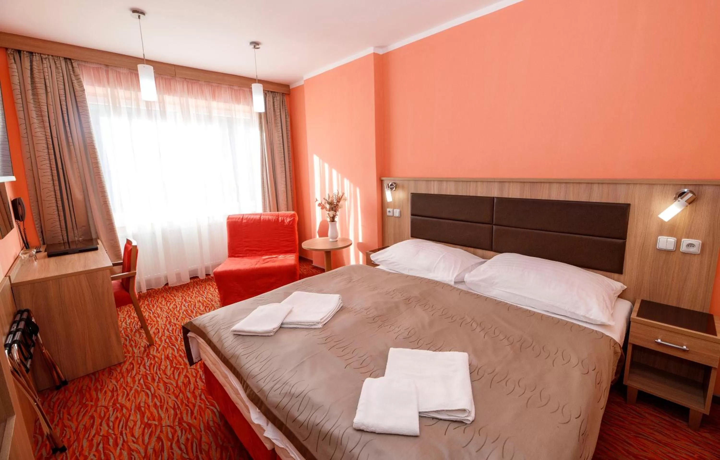 Double or Twin Room with View in Hotel Opera