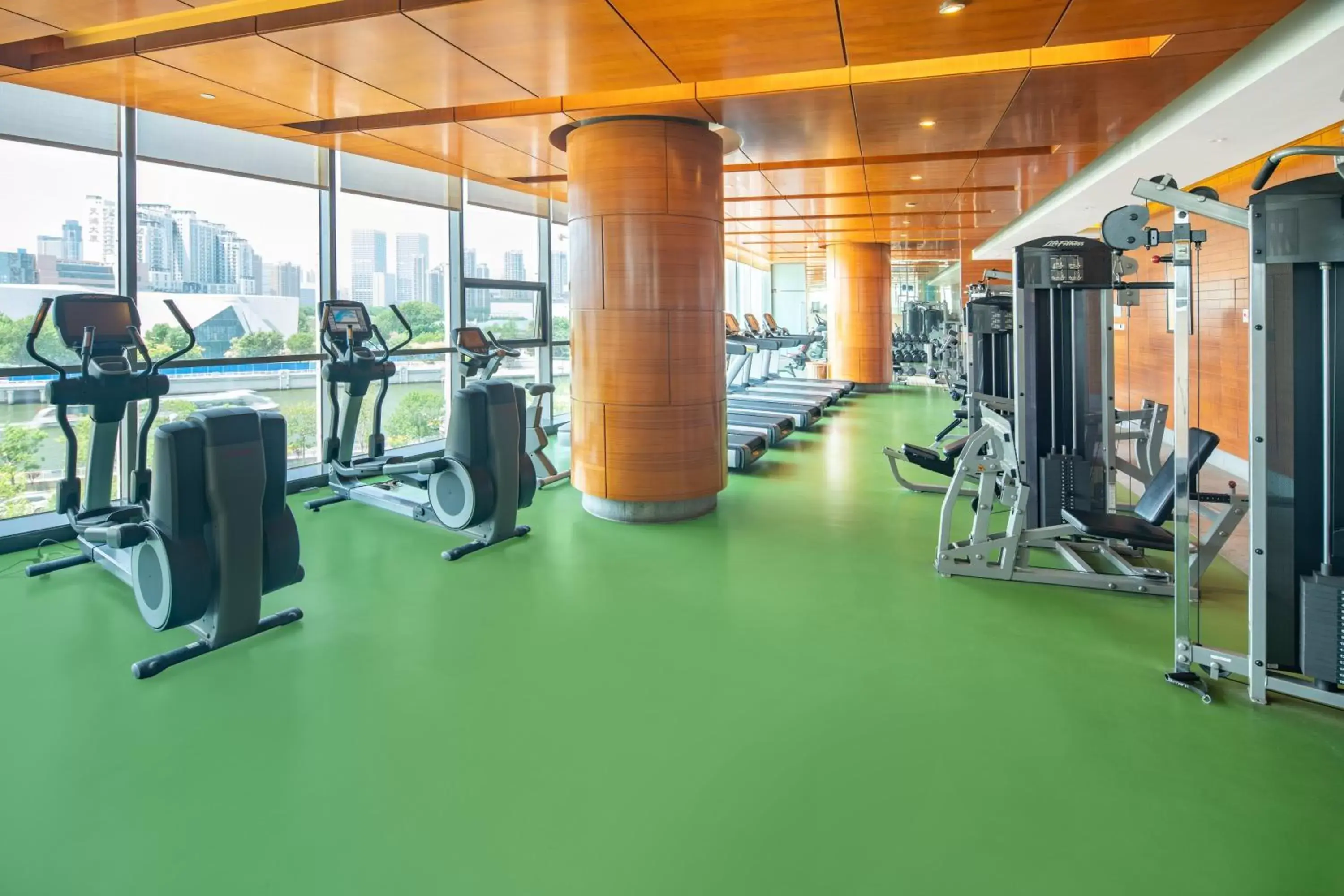 Fitness centre/facilities, Fitness Center/Facilities in Holiday Inn Tianjin Riverside, an IHG Hotel