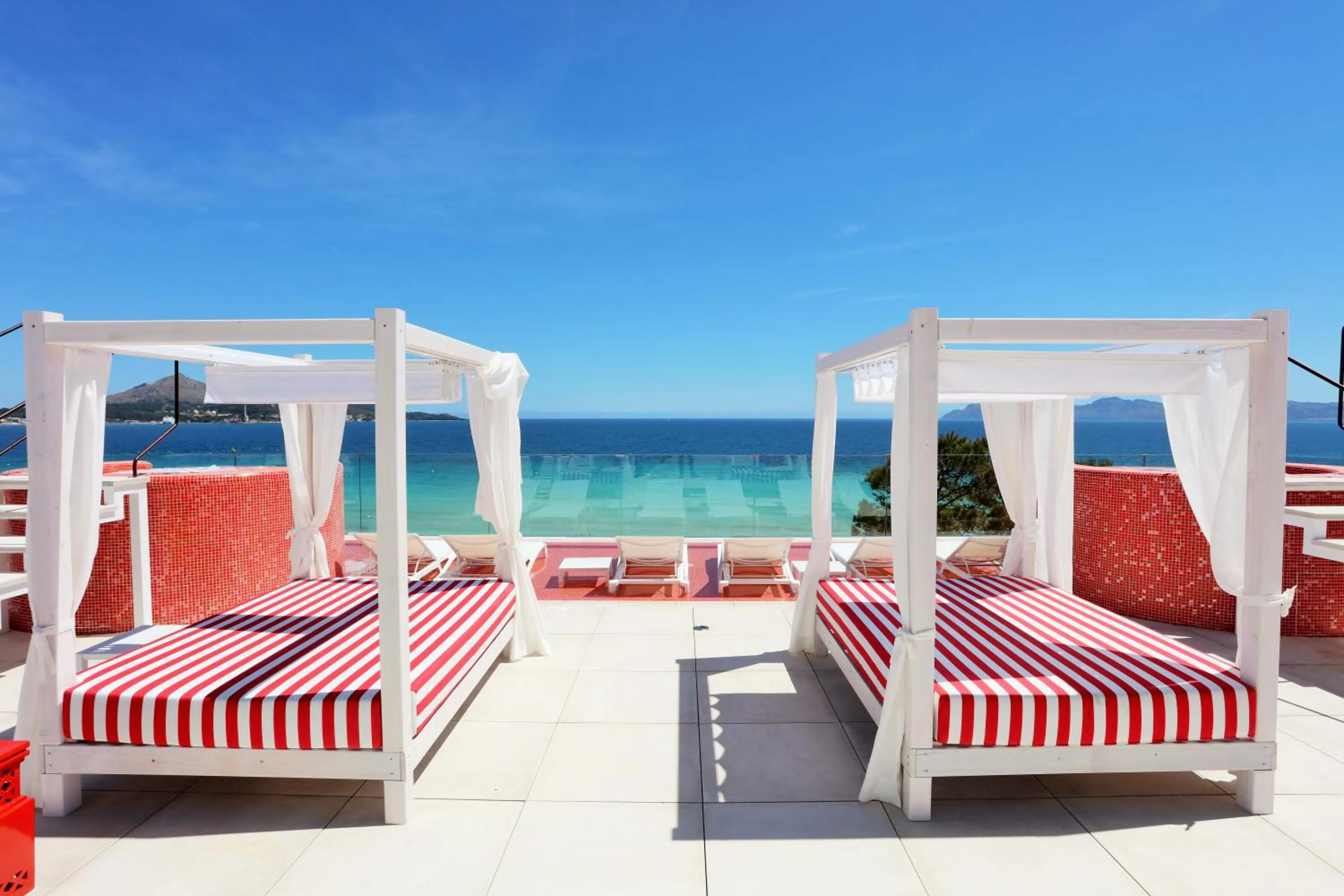 Swimming pool in Iberostar Waves Alcudia Park