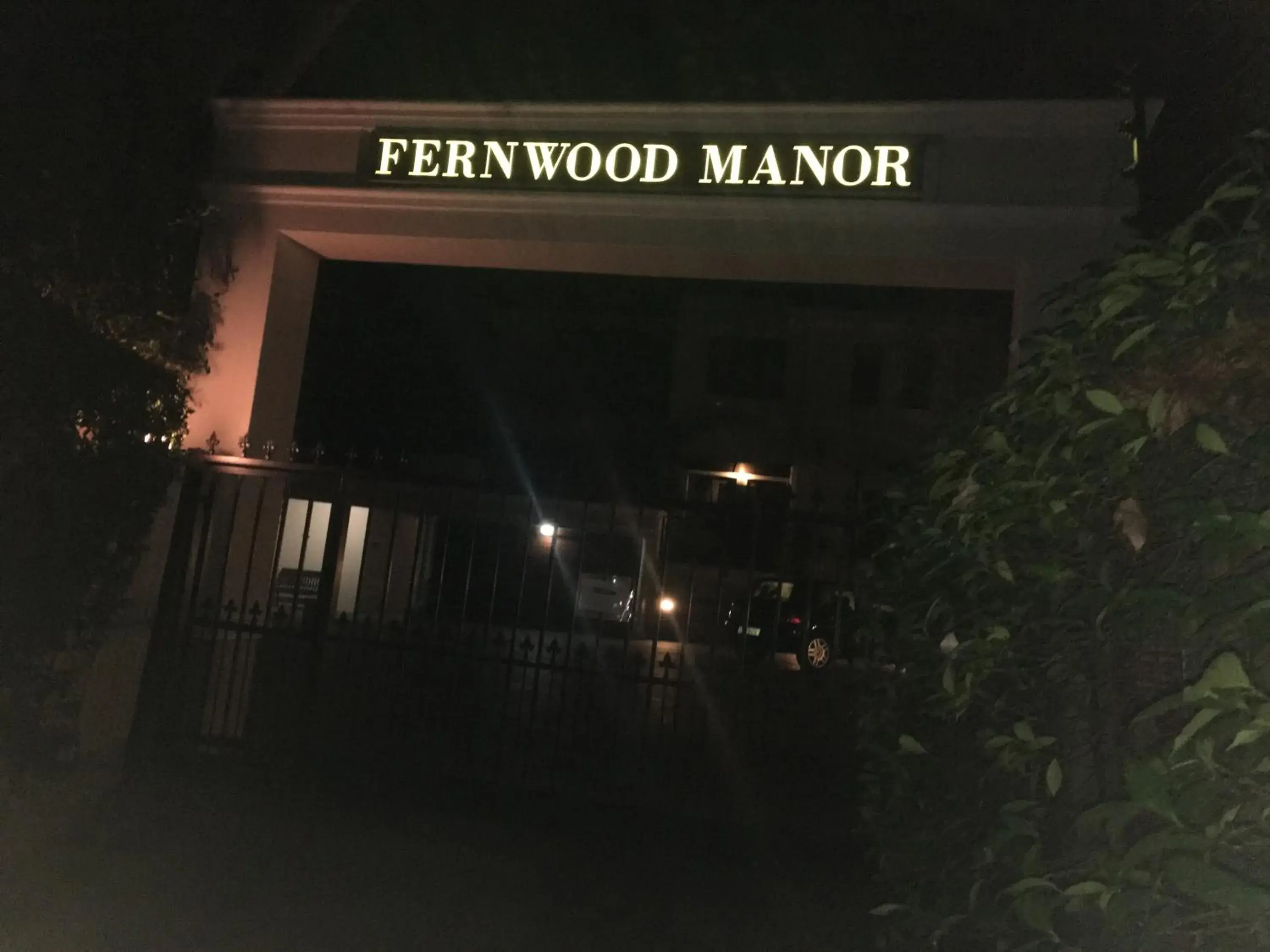 Facade/entrance in Fernwood Manor Boutique Guest House