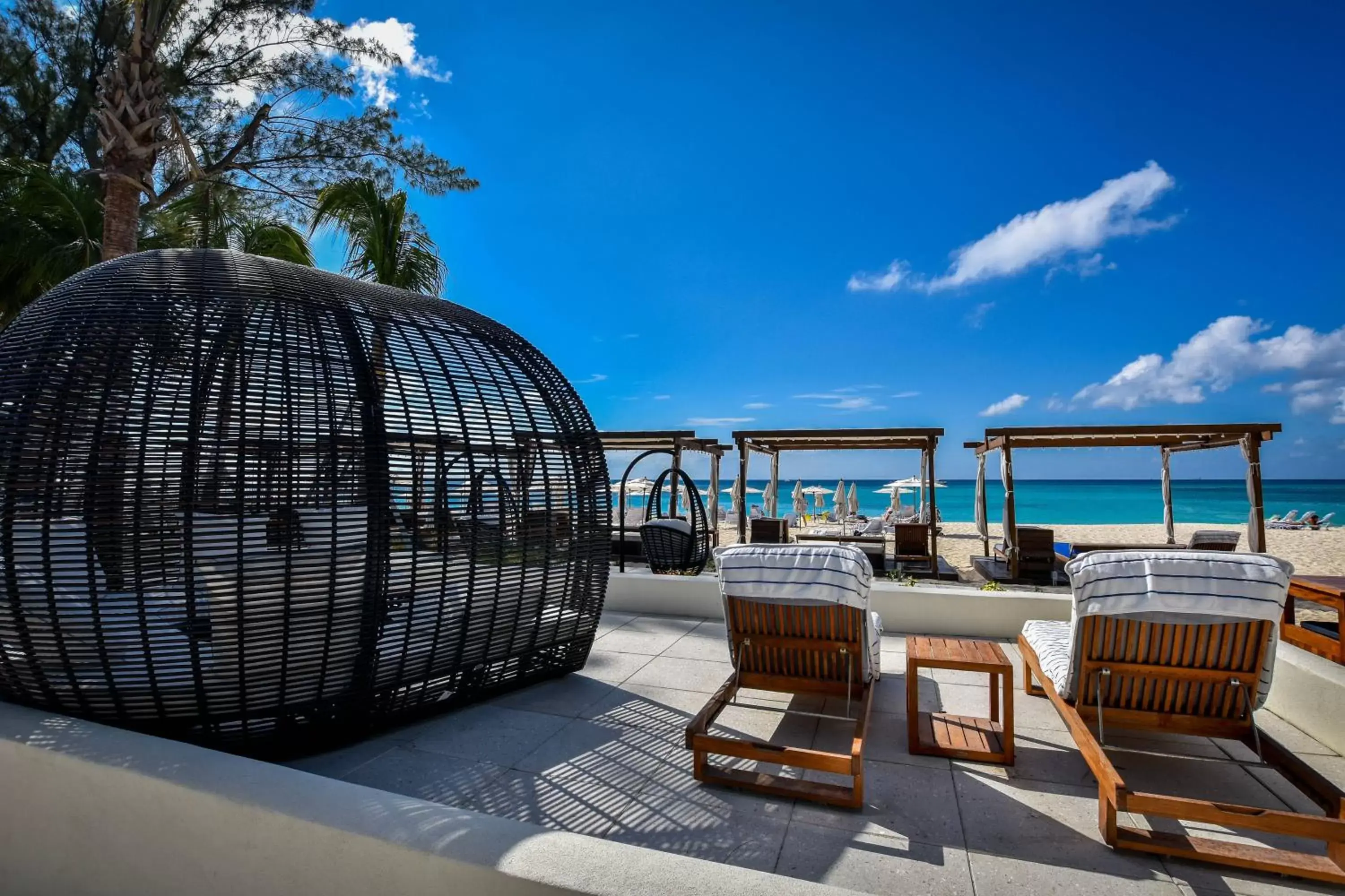 Swimming pool in The Westin Grand Cayman Seven Mile Beach Resort & Spa